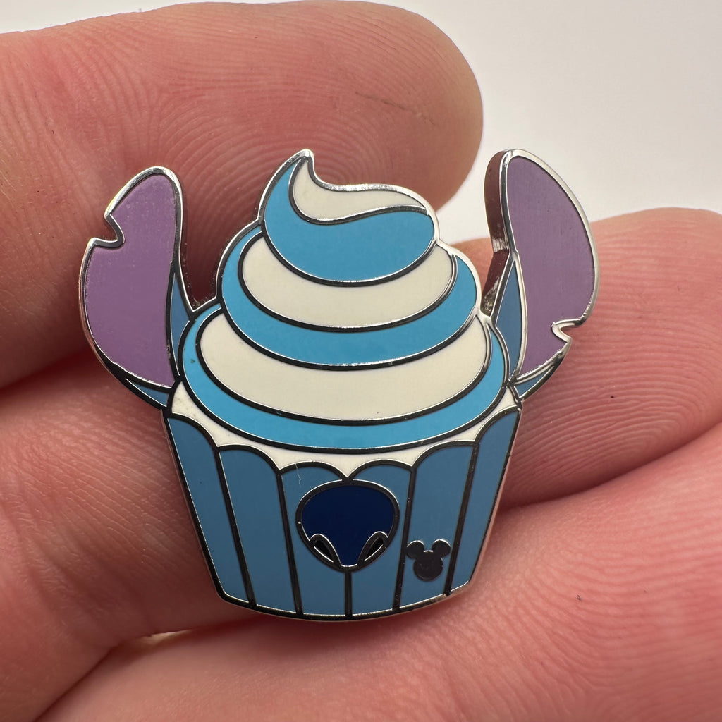 2026 - Lilo and Stitch - Stitch Cupcake - Hidden Disney - Disney Pin