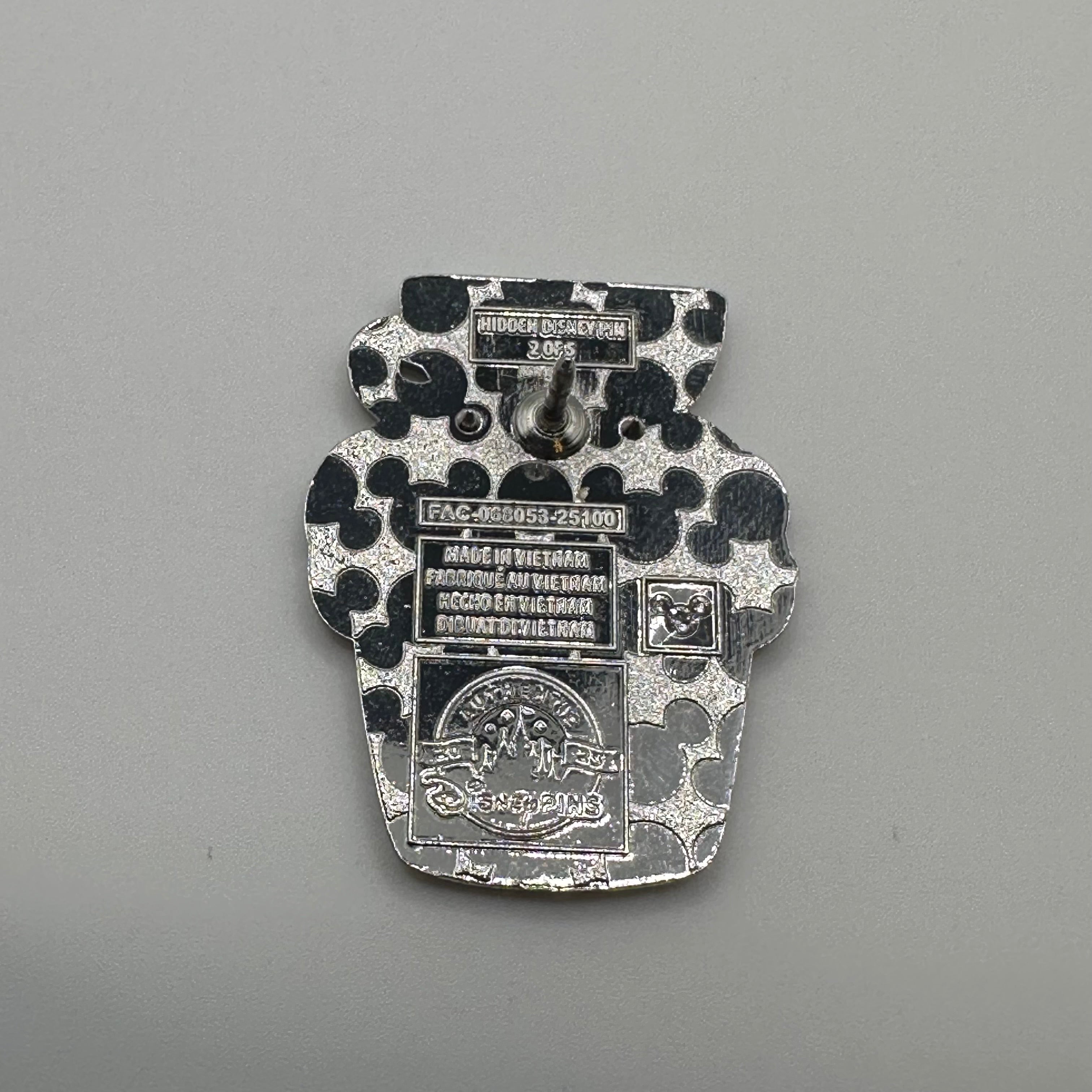 2025 - Disneyland - Cupcake - Alice in Wonderland - Mad Tea Party - Disney Pin