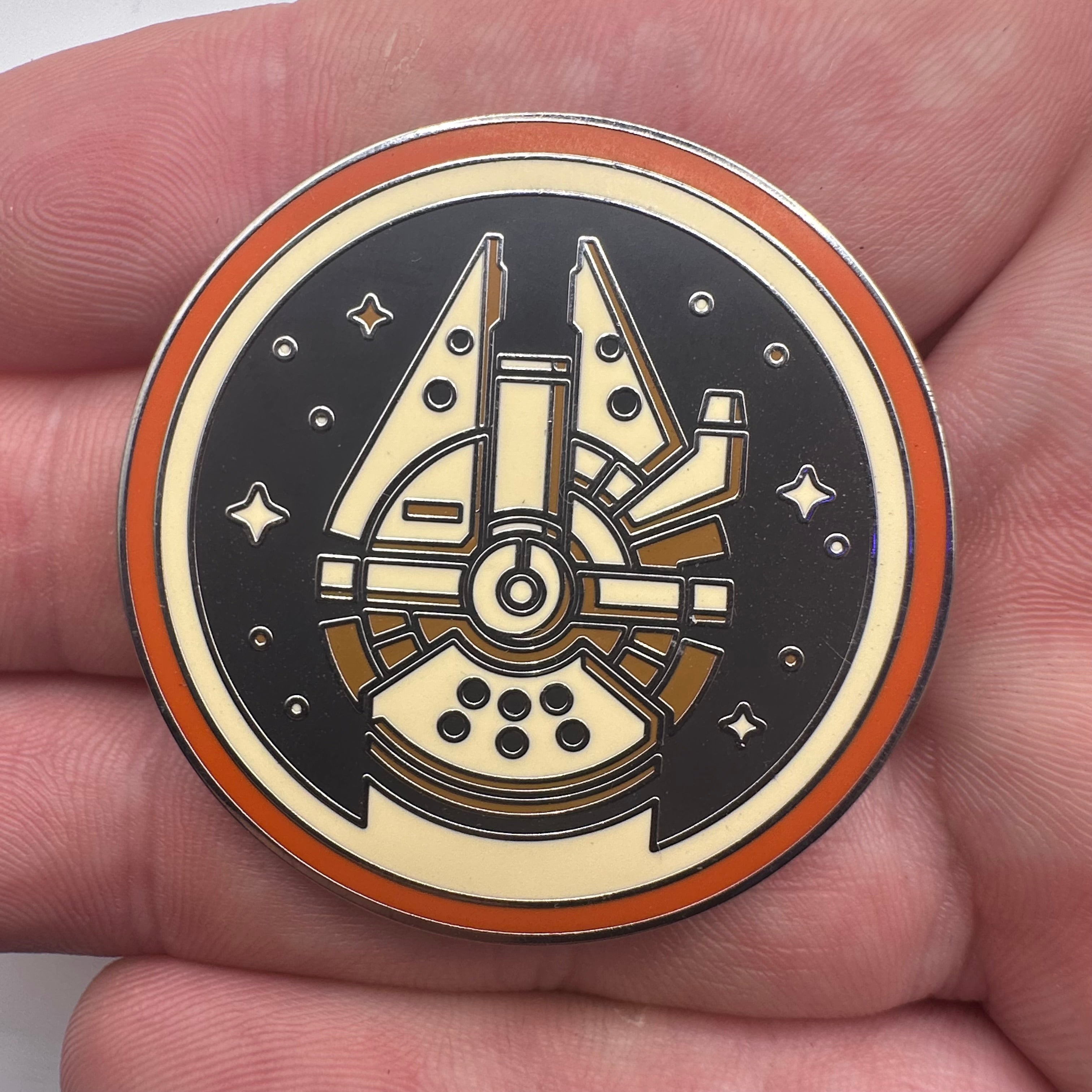 2025 - Star Wars - Millennium Falcon - Galaxy’s Edge - Disney Pin