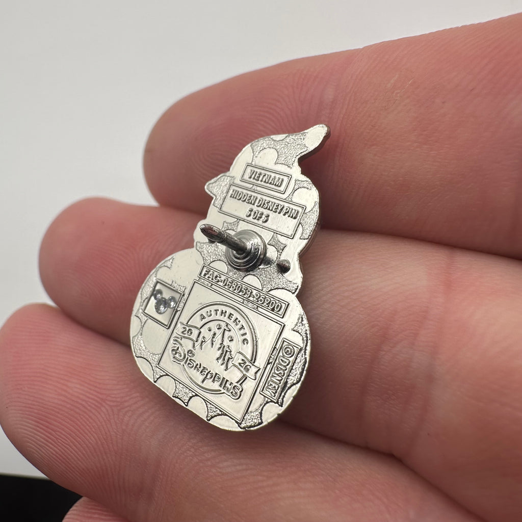 2026 - Chip And Dale - Chip in Pumpkin - Halloween - Hidden Disney - Disney Pin