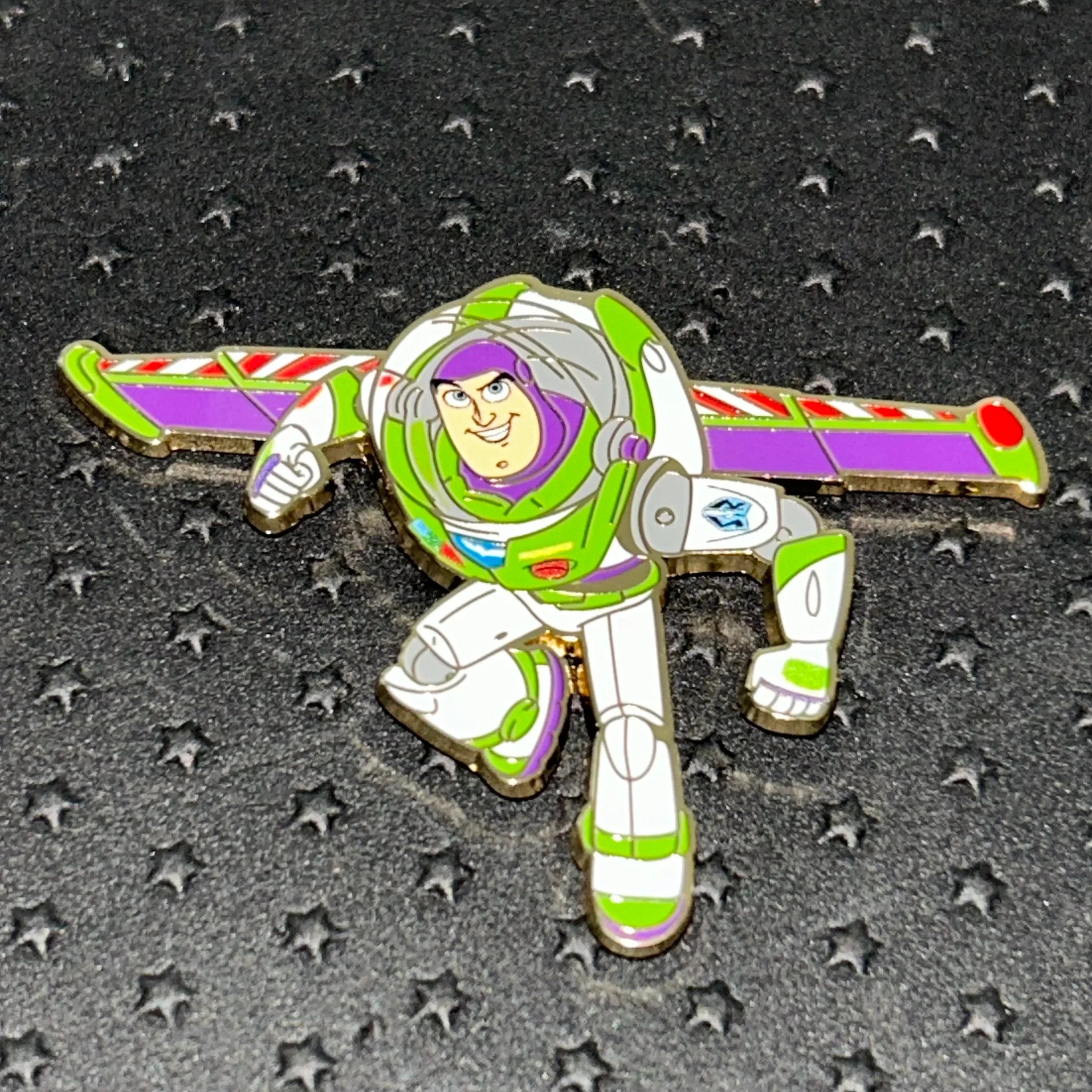 2022 - Buzz Lightyear - Toy Story - Retractable Wings - Disney Pin