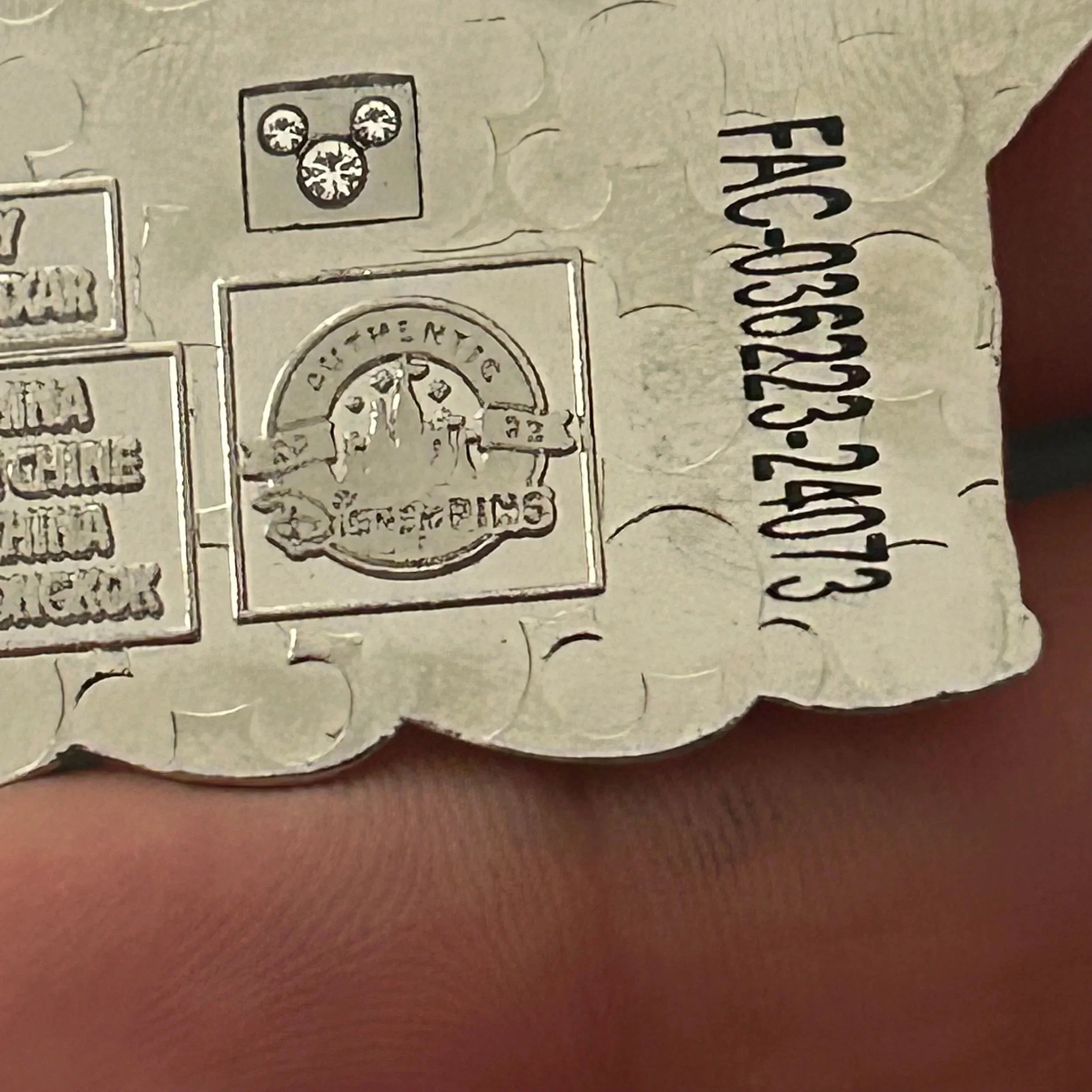 2022 - Alberto and Luca - Silenzio Bruno - Luca - Disney Pin