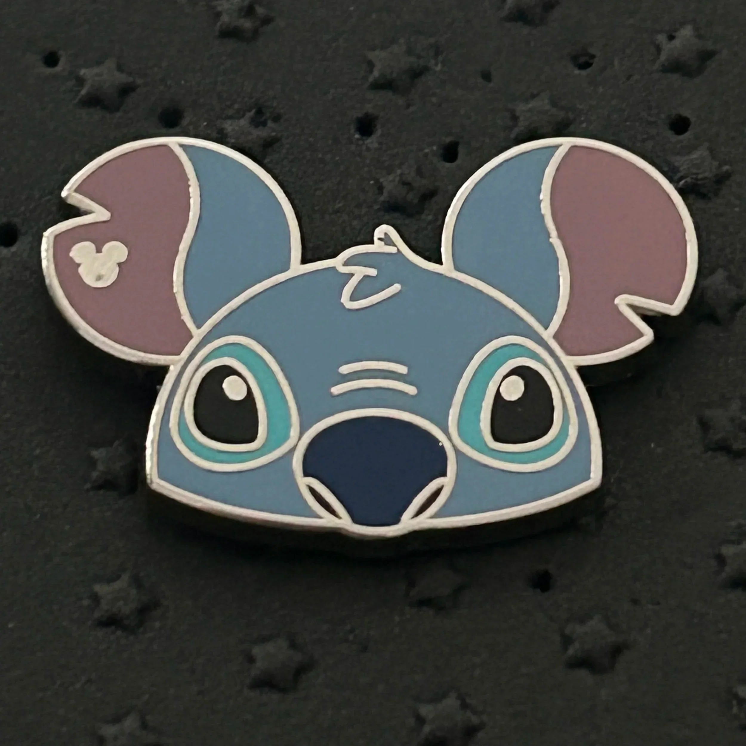 2024 - Stitch - Mickey Ears - Hidden Disney - Pin