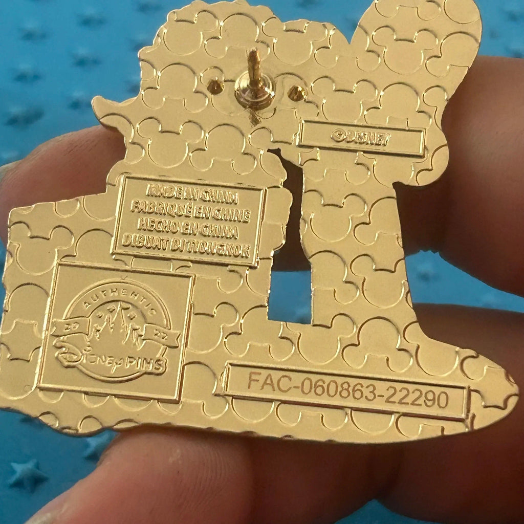 2022 - Pinocchio and Blue Fairy - Wish Upon A Stars- Pin