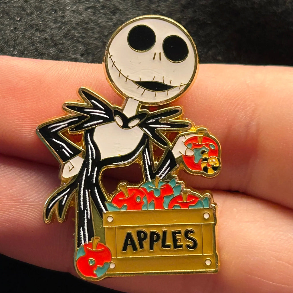 Loungefly - Jack Skellington - Apple Picking - Disney Pin