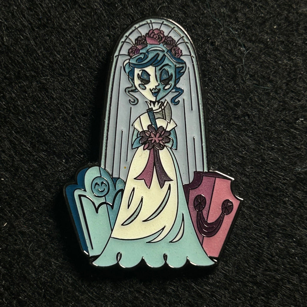 2023 - Loungefly - Constance Hatchaway - Full Body -  Haunted Mansion - Hot Topic  - Disney Pin