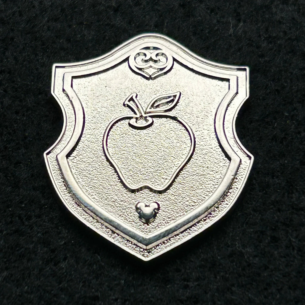 2018 - Apple - Princess Crest - Snow White - Hidden Mickey - Silver Chaser - Disney Pin