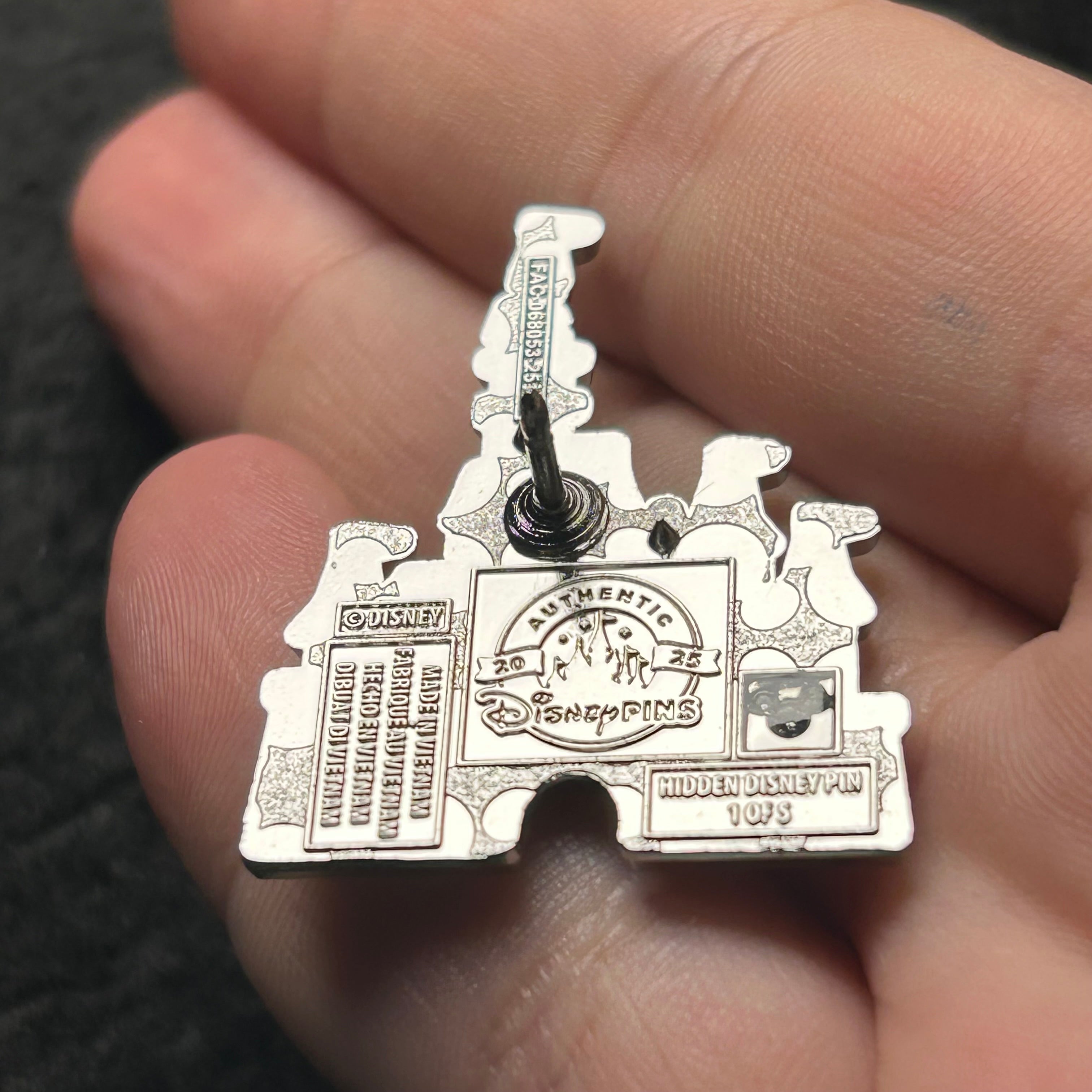 2025 - Rainbow Mickey Heart Hands Castle - WAVE B - Hidden Mickey - Disney Pin