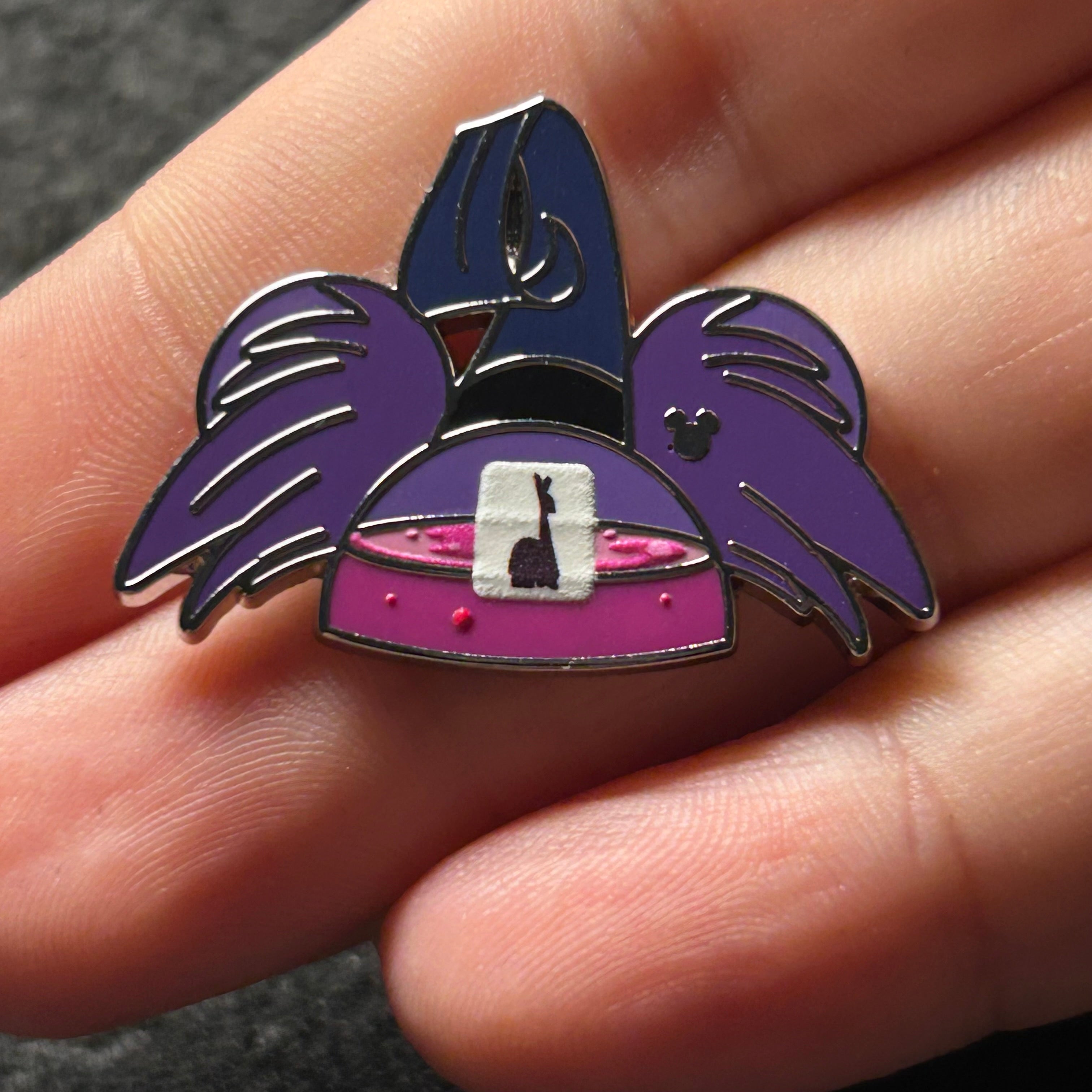 2025 - Yzma Hat - WAVE B - Emperor's New Groove - Disney Pin