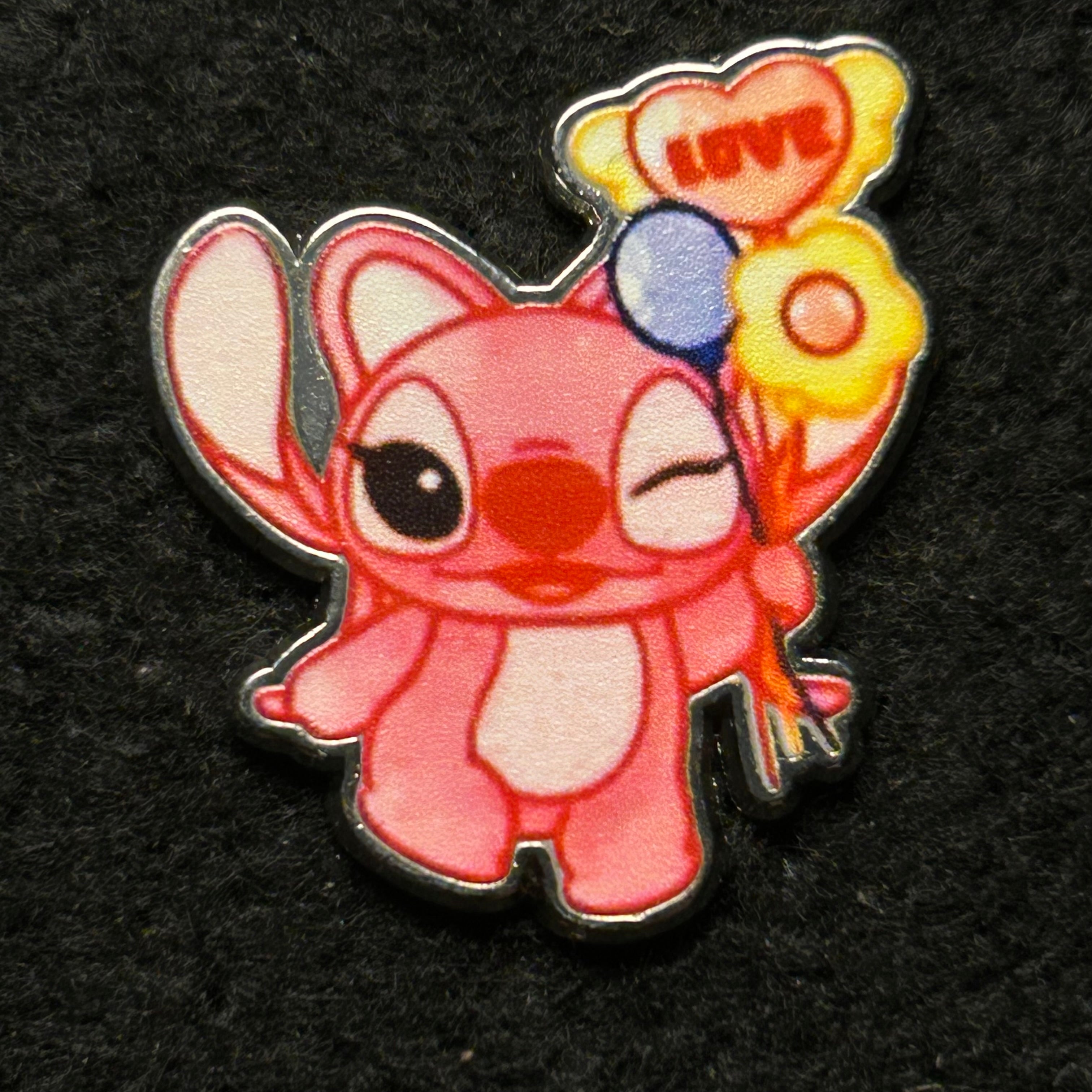 Angel -  Aimants - Lilo and Stitch - Holding Love Balloon - Disney Pin