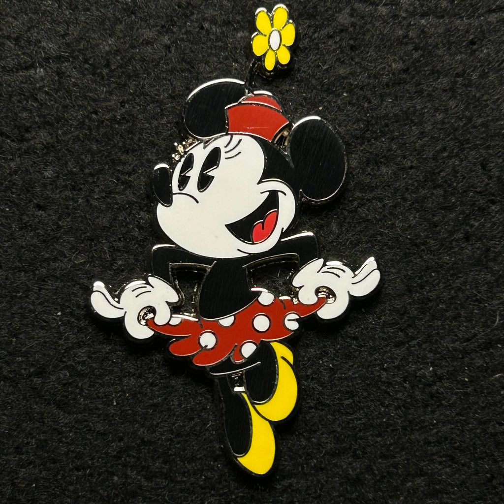 2024 - Minnie Mouse Holding Skirt - Full Body -  Disney Pin