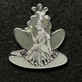Loungefly - Tiana kissing Naveen - Greyscale - Princess and the Frog - Disney Pin