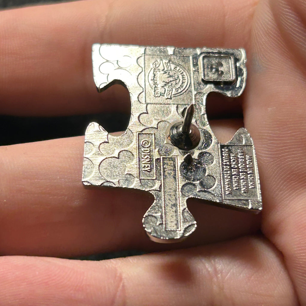 2023 - Animal Kingdom Puzzle Piece - Edge - Floral Pattern - Disney Pin