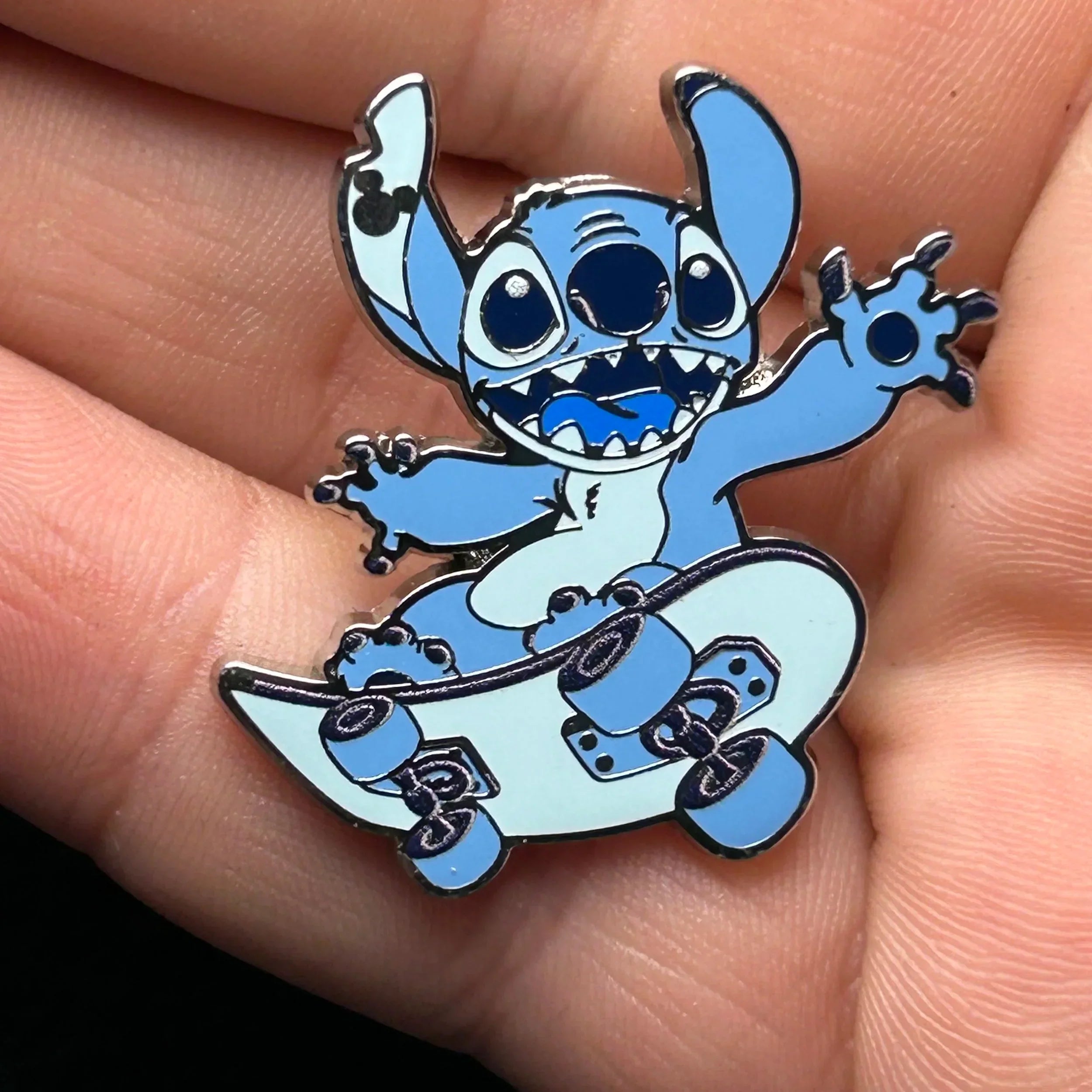 2025 - Stitch on Skateboard - Blue Series - WDW - Hidden Disney Pin