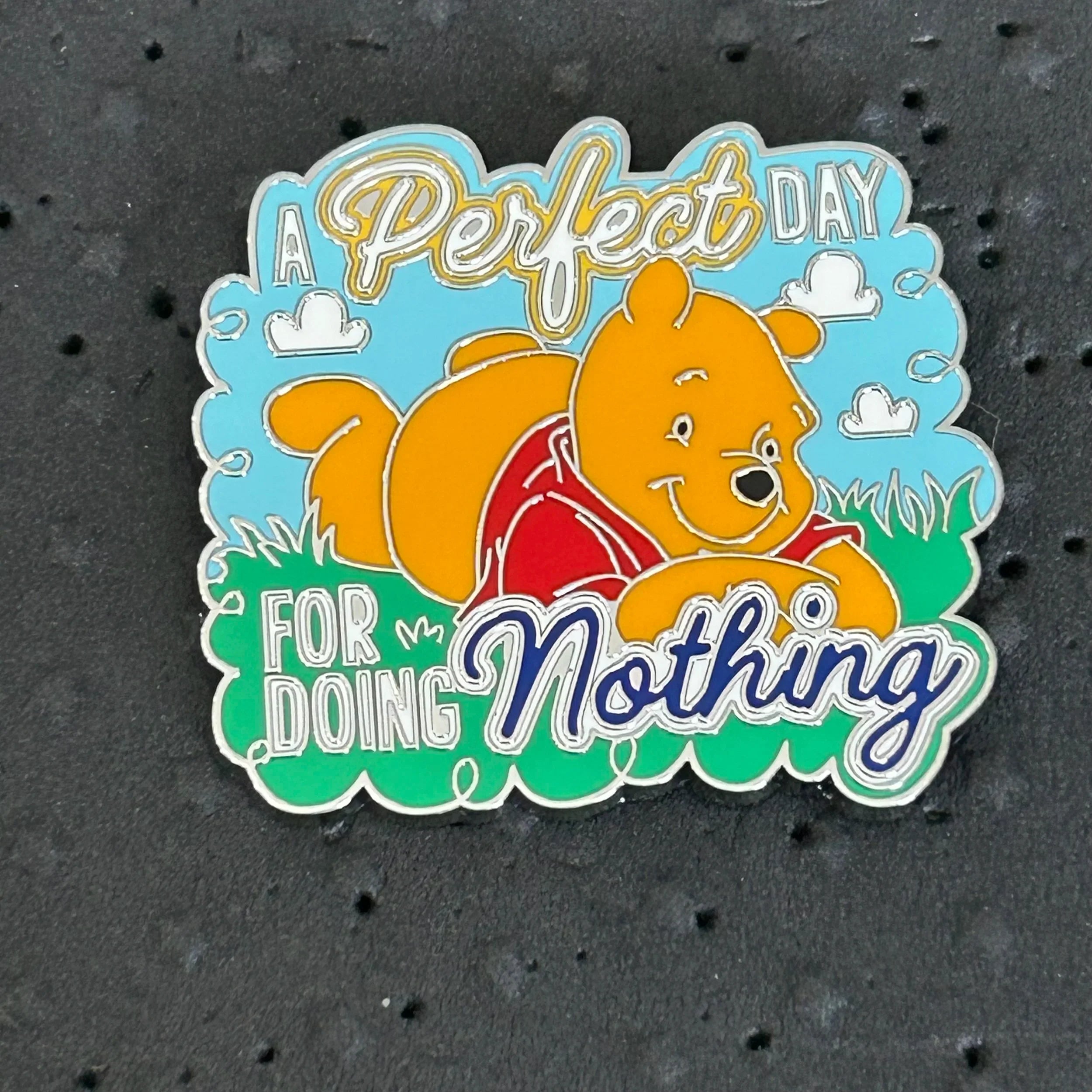 2022 - Winnie the Pooh - Perfect Day For Doing Nothing - Mystery Pin