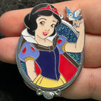 2025 - Snow White with Bird - Snow White and the Seven Dwarves - Princess - Disney Pin
