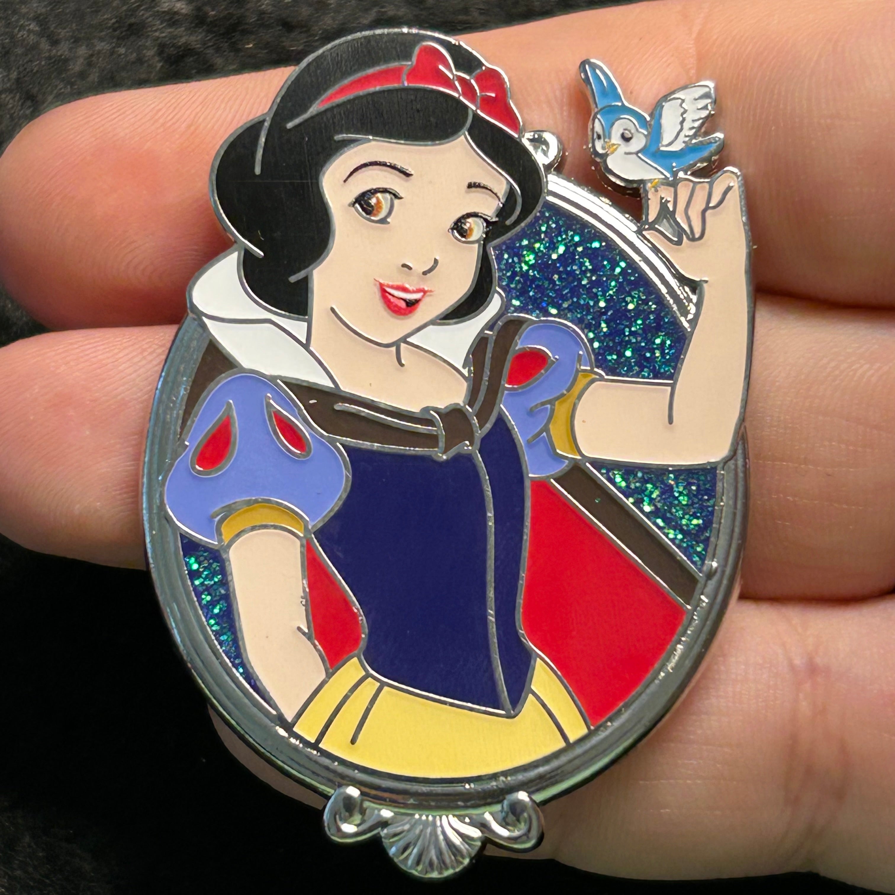 2025 - Snow White with Bird - Snow White and the Seven Dwarves - Princess - Disney Pin