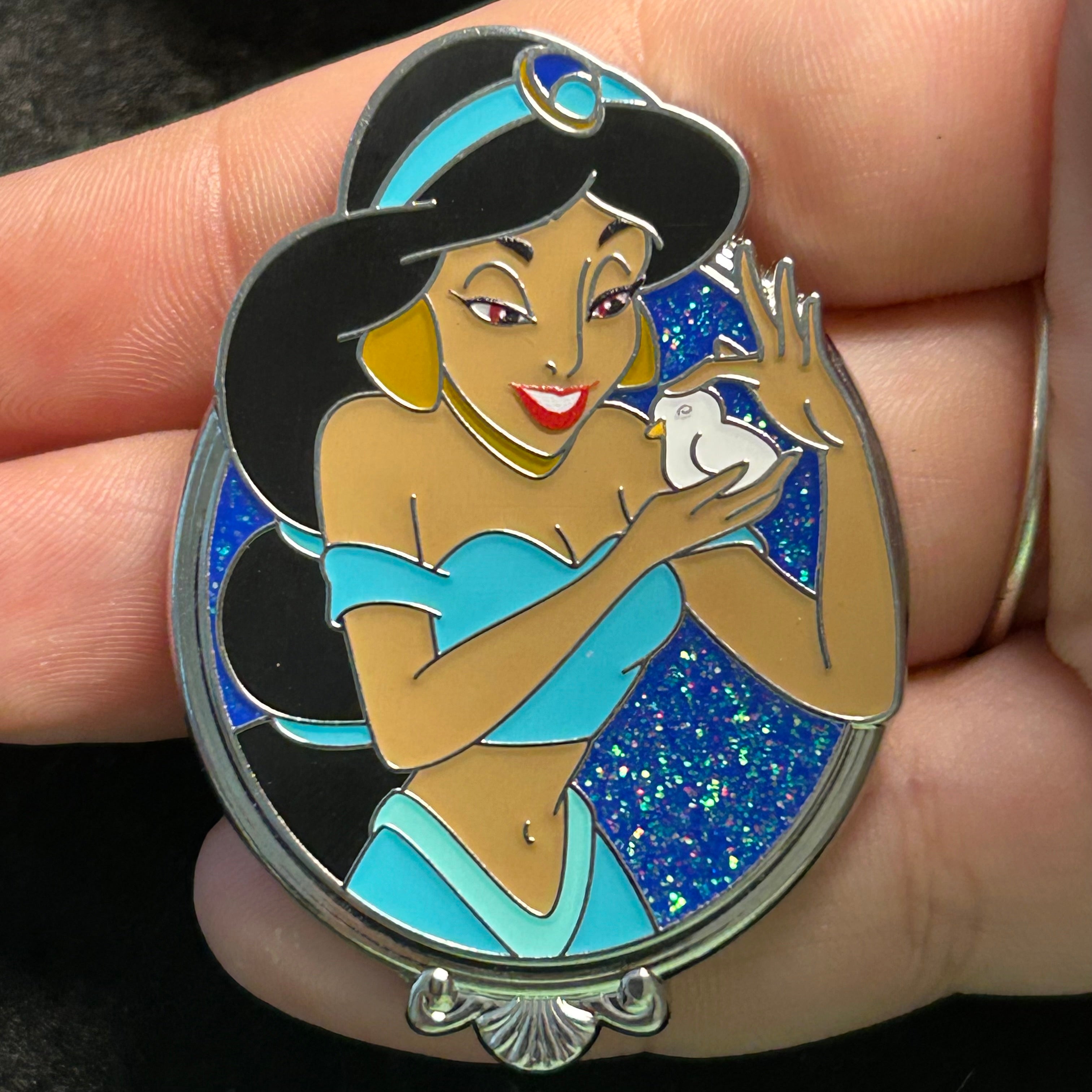 2025 - Jasmine Holding Bird - Aladdin - Princess - Disney Pin