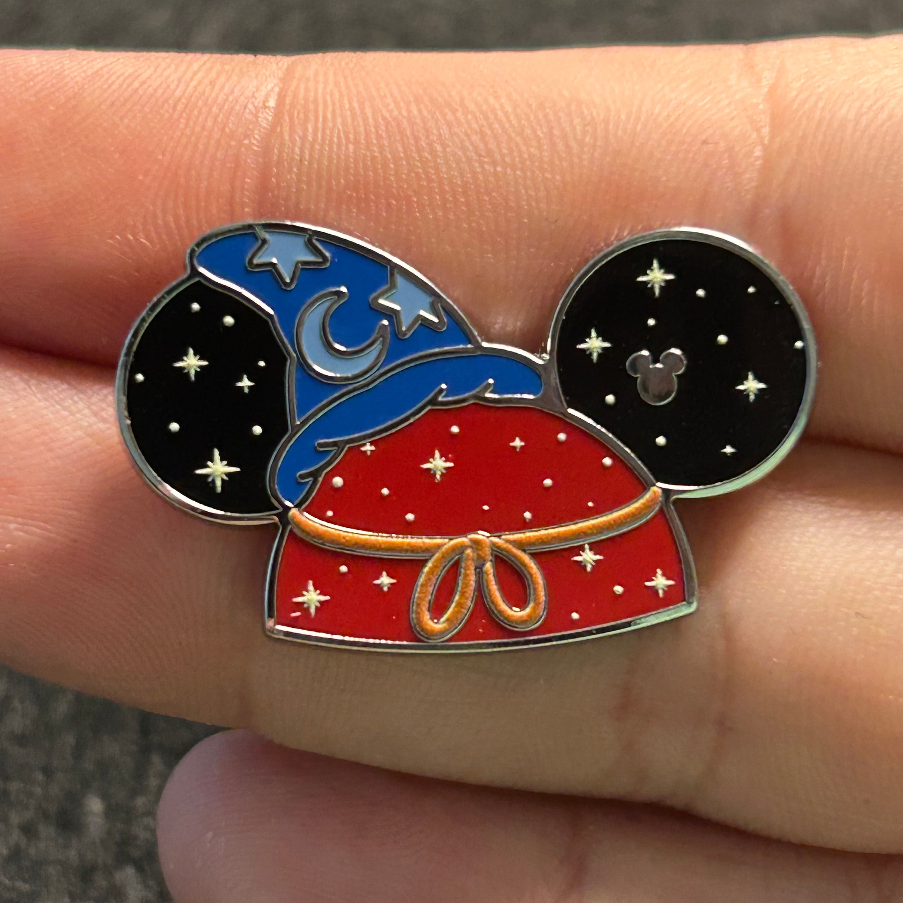 2025 - Sorcerer Mickey Mouse Ears - WAVE B - HIDDEN MICKEY - CHASER - Disney Pin
