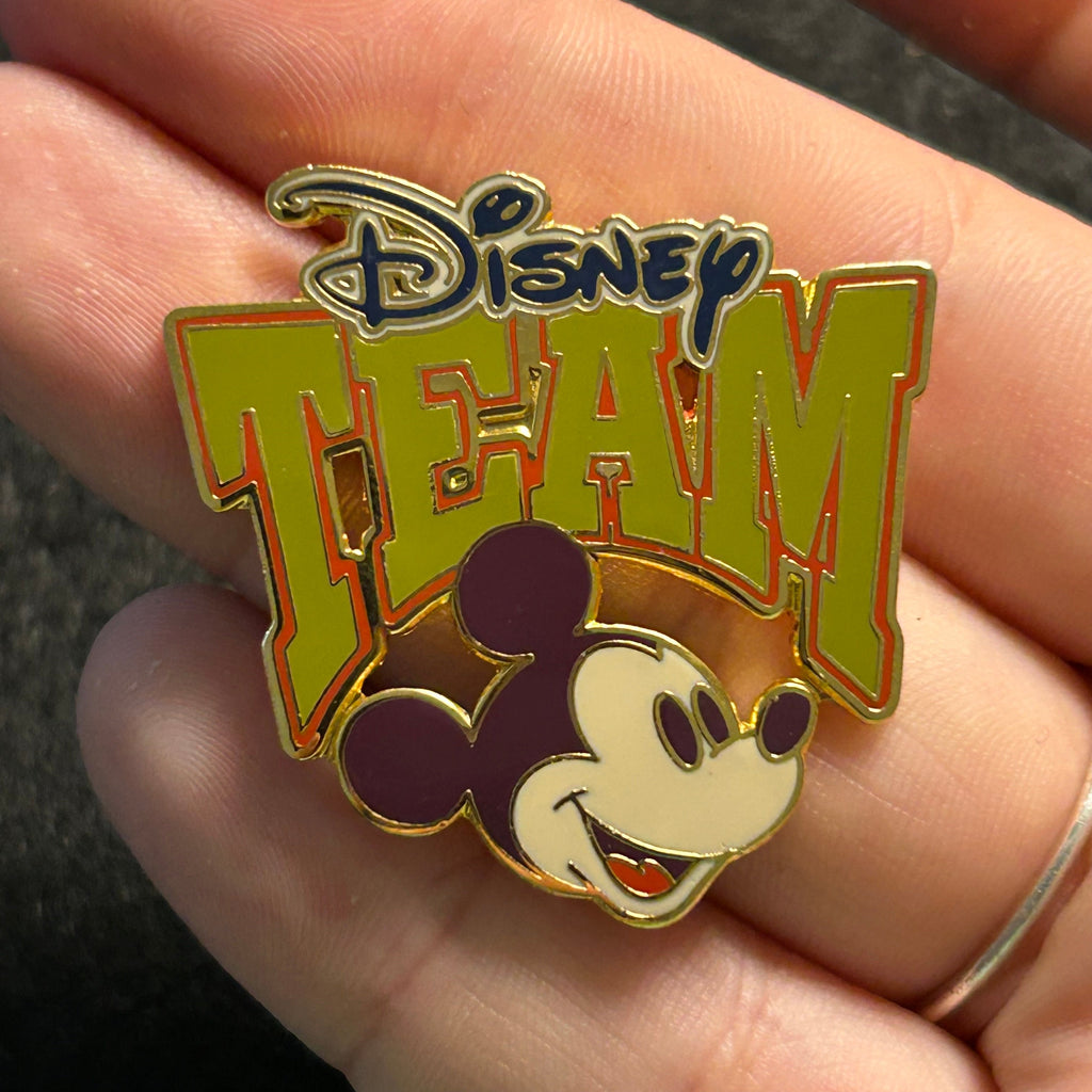 WDW Cast Exclusive - Disney Team - Profile Mickey - Disney Pin