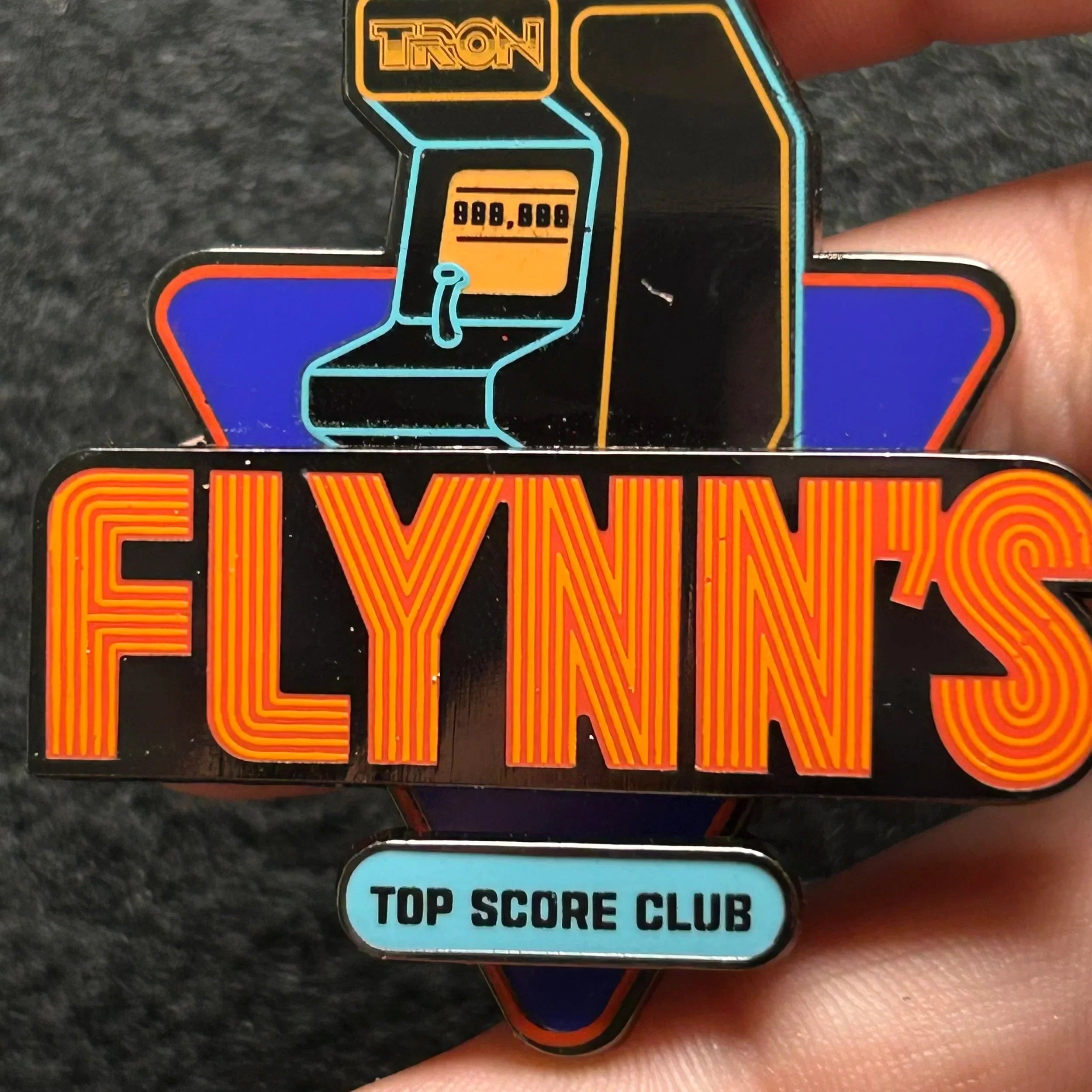 2024 - Tron - Flynn’s Arcade - Top Score Club - Disney Pin on Pin