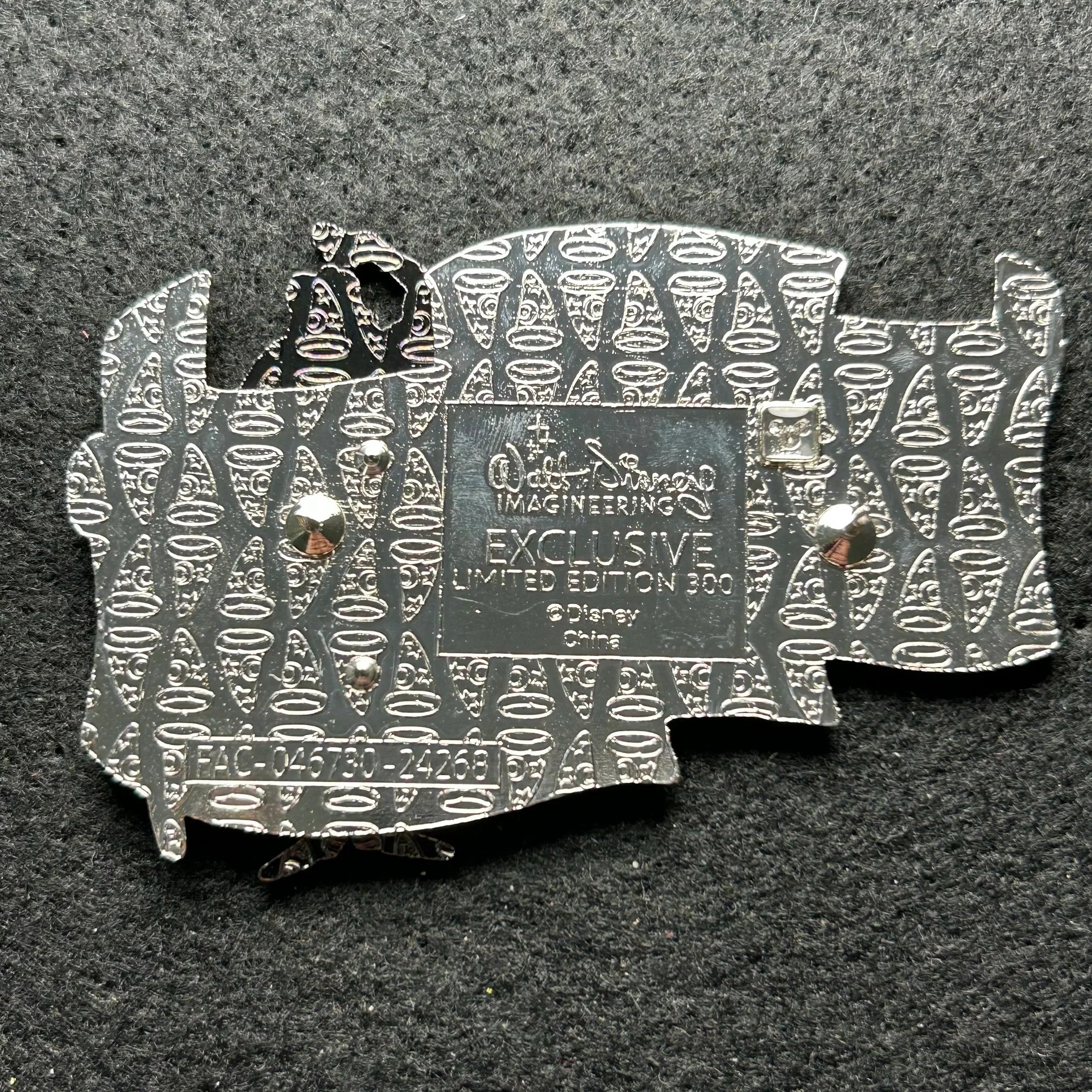 2025 - Cruella de Vil - Off the Page Series - WDI - LE 300 - Disney Pin
