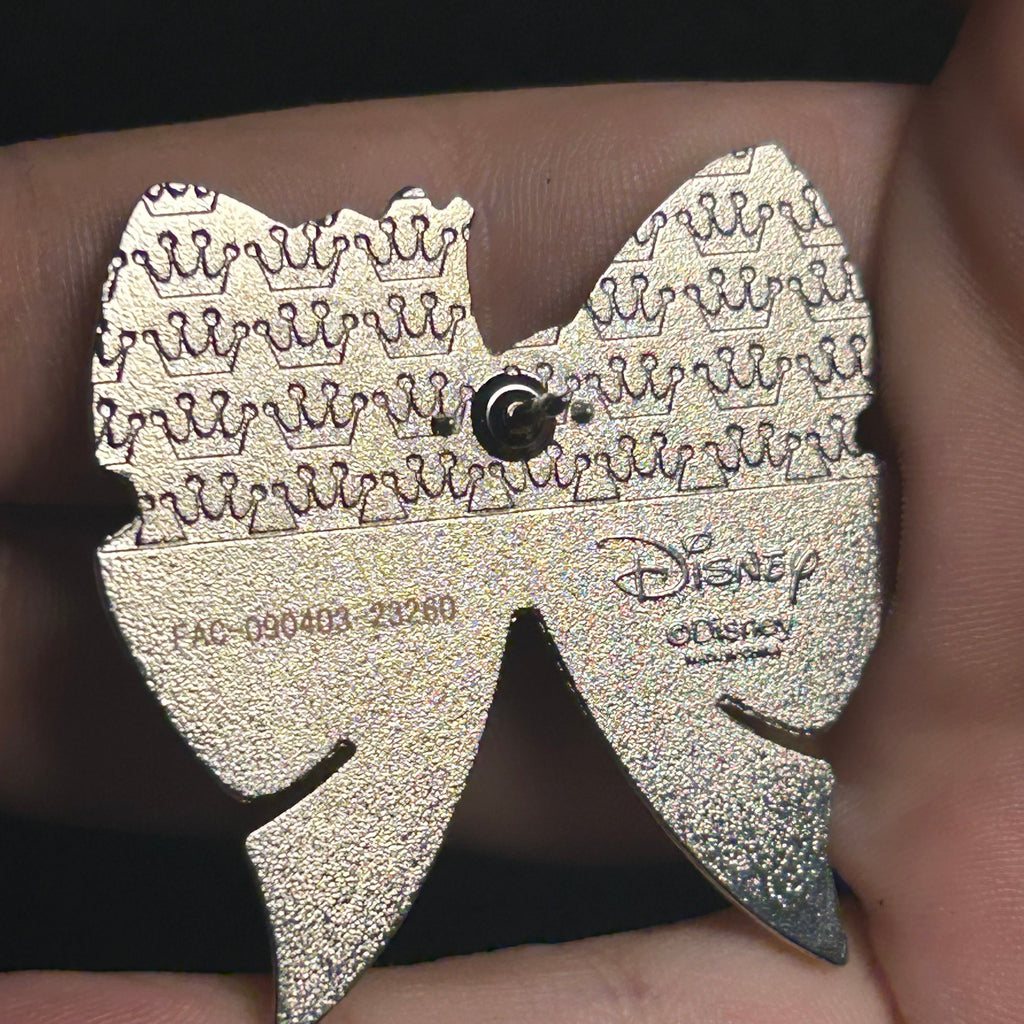 Loungefly - Queen of Hearts Ribbon - Alice in Wonderland - Disney Pin