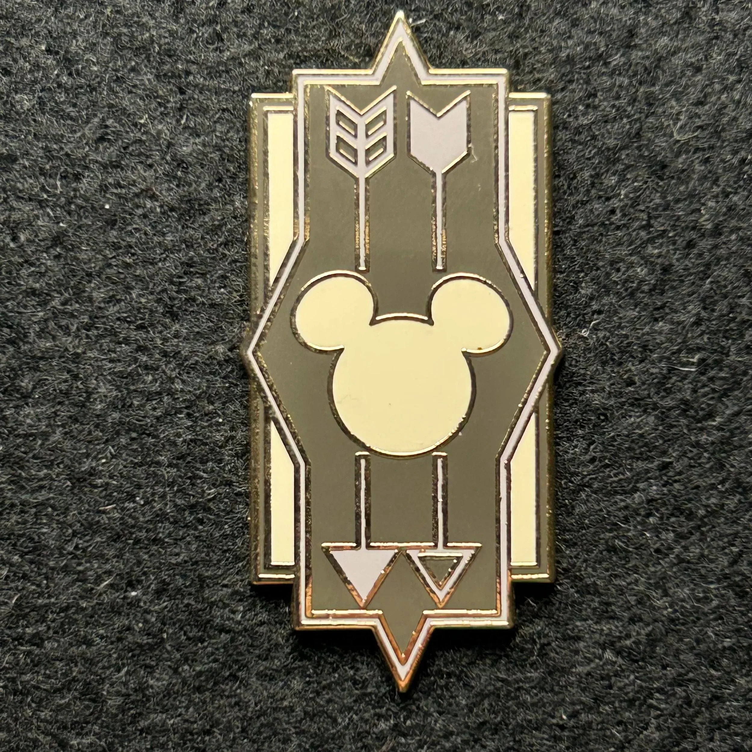 2018 - Mickey Mouse - November - Memories Series - DS - LR - Disney Pin