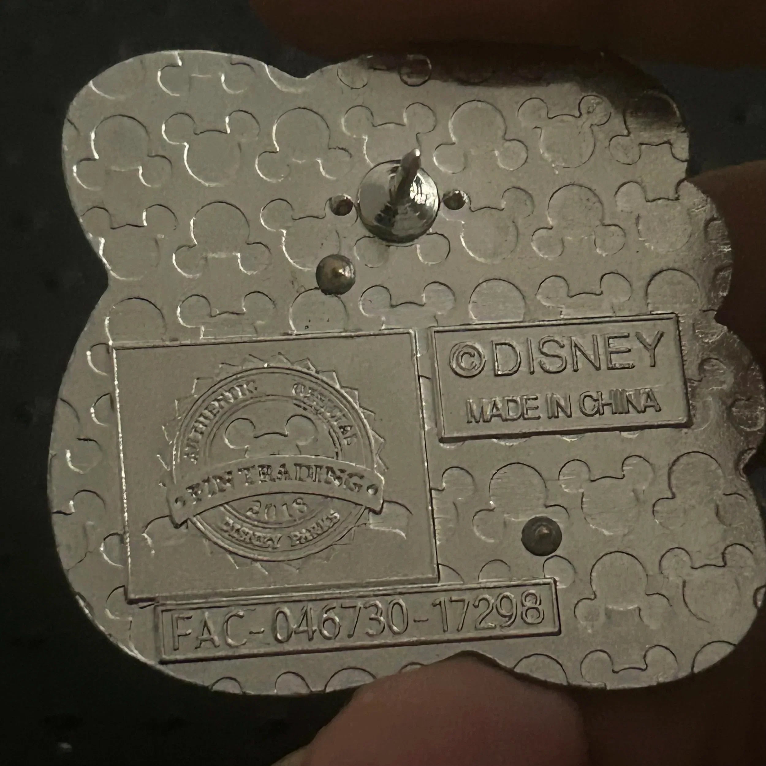 2018 - Minnie Mouse Explorer - Safari - Totally Trekkin’ - Disney Pin