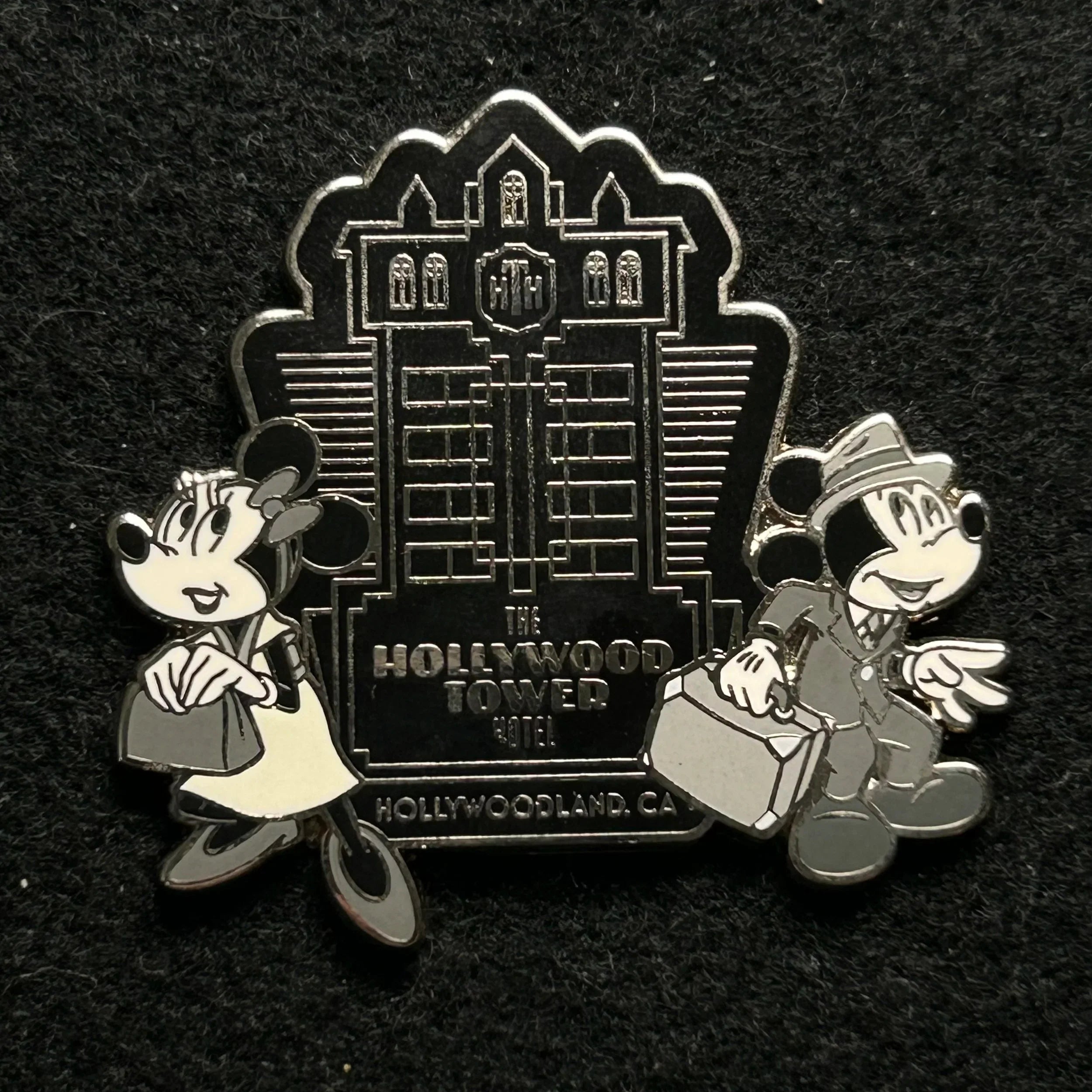 2020 - Mickey and Minnie Mouse - Hollywood Tower Hotel - Disney Pin