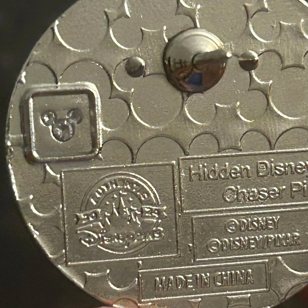2024 - Hal - Wall-E - Hidden Disney - Chaser - Pin