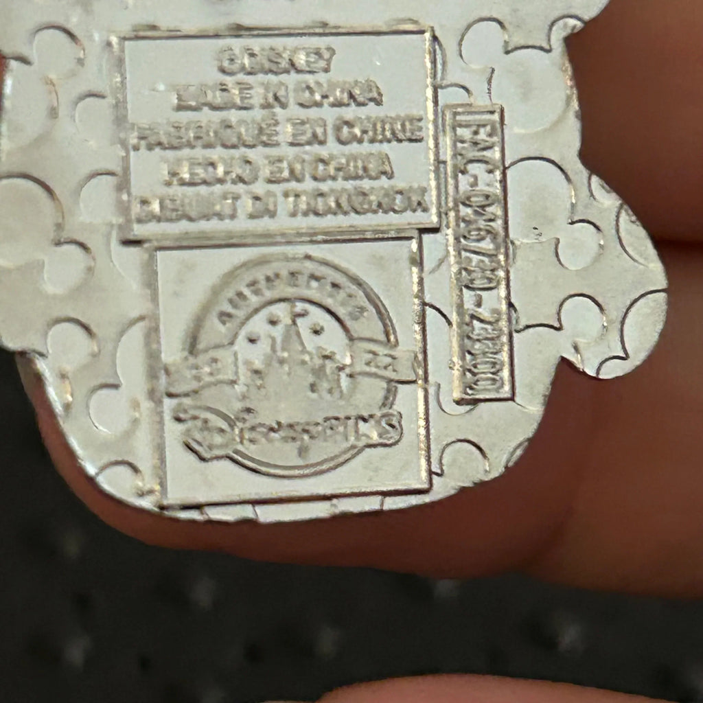 2022 - Mickey Mouse - Cinnamon Roll -  Munchling - Disney Pin