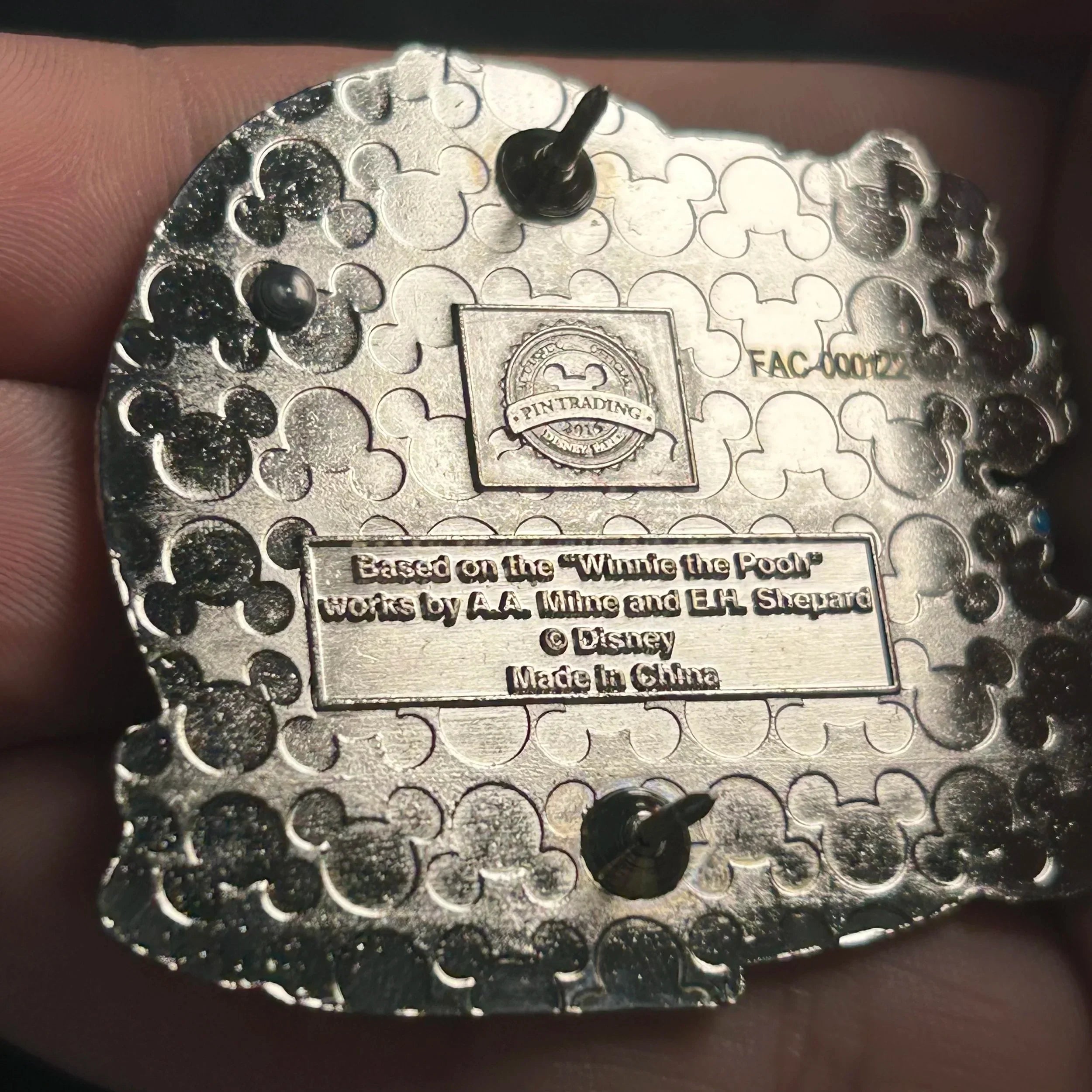 2016 - Eeyore - Thanks for Noticing Me - Winnie The Pooh - Disney Pin