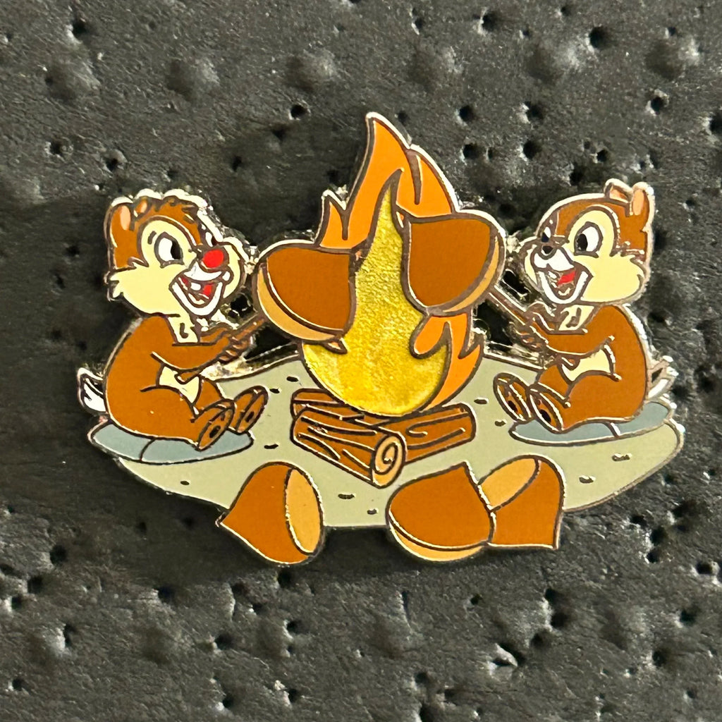 2022 - Chip and Dale - Roasting Acorns at Camp Fire - Disney Pin