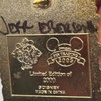 2003 -  LE 2,000 - Mickey Mardi Gras - Disney Pin *signed by artist*
