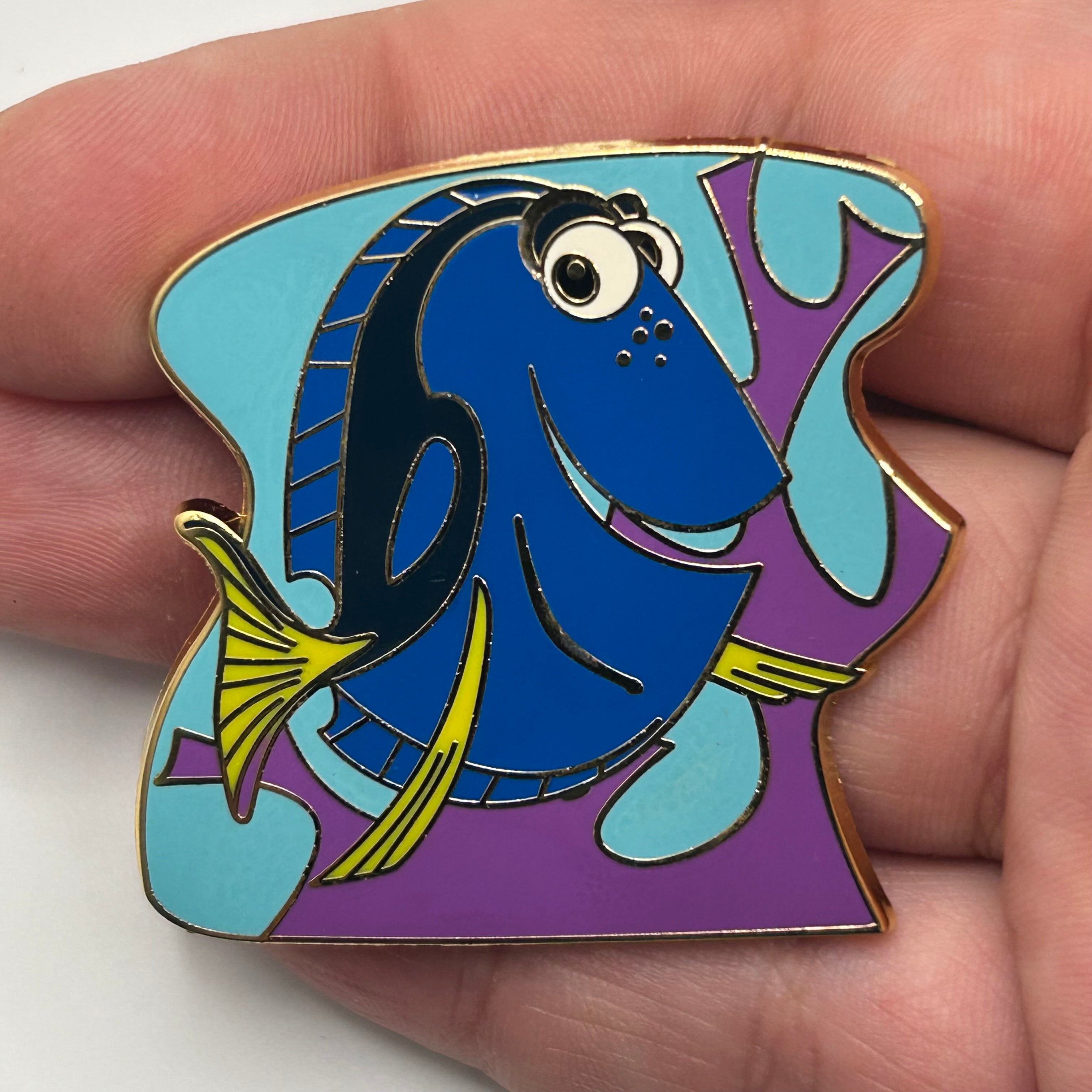 2010 - 52nd  - Dory - Finding Nemo - LR - Disney Pin