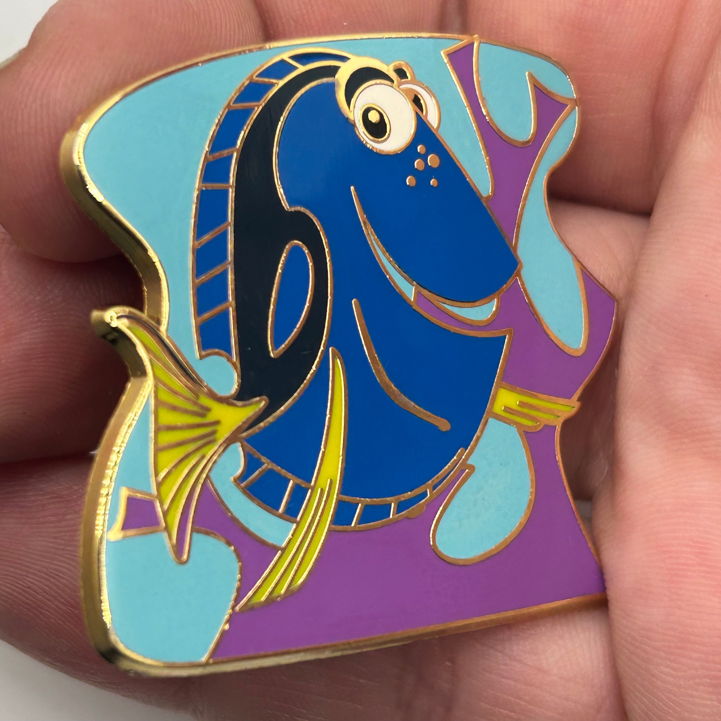 2010 - 52nd  - Dory - Finding Nemo - LR - Disney Pin