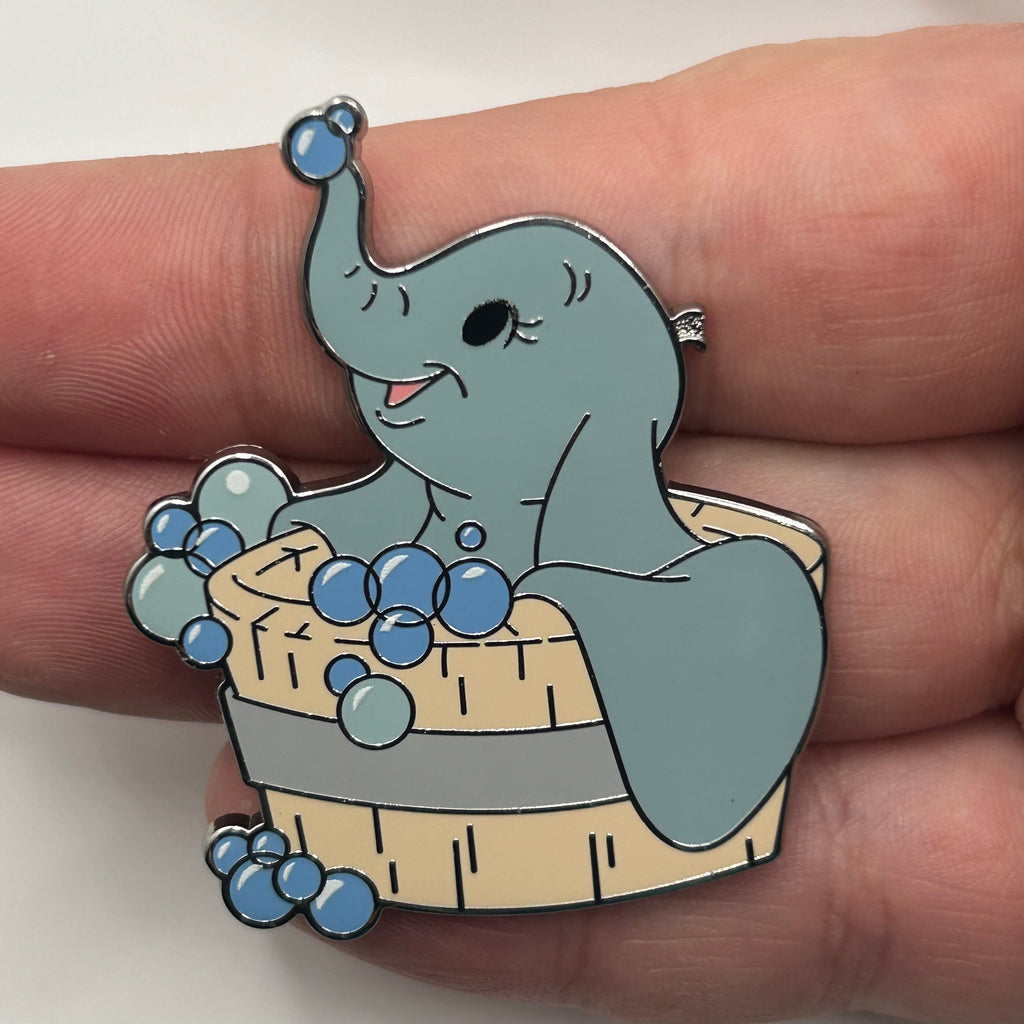 2026 - Dumbo in Bath - Disney Pin