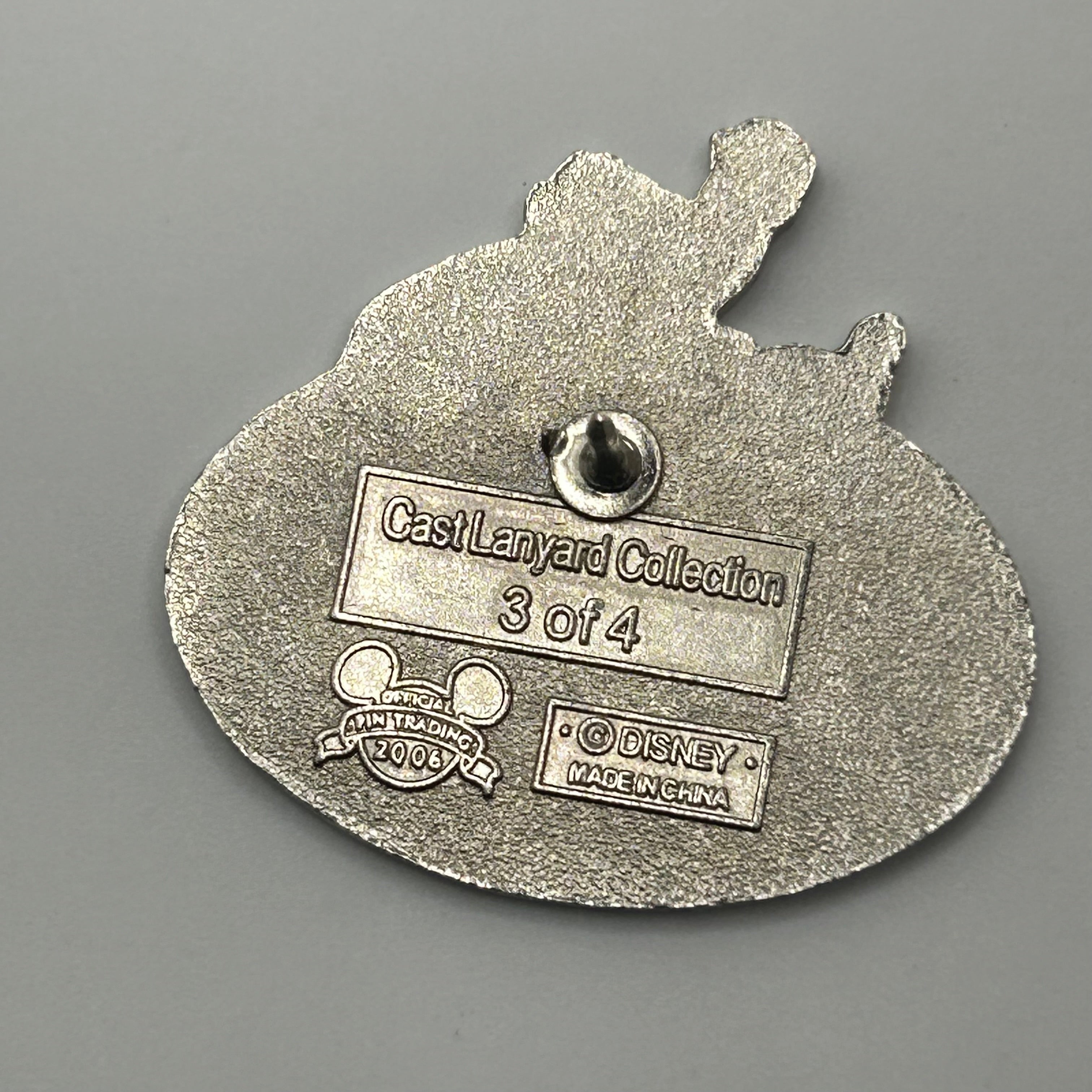 2006 - Chip and Dale - Hidden Mickey - Disney Pin