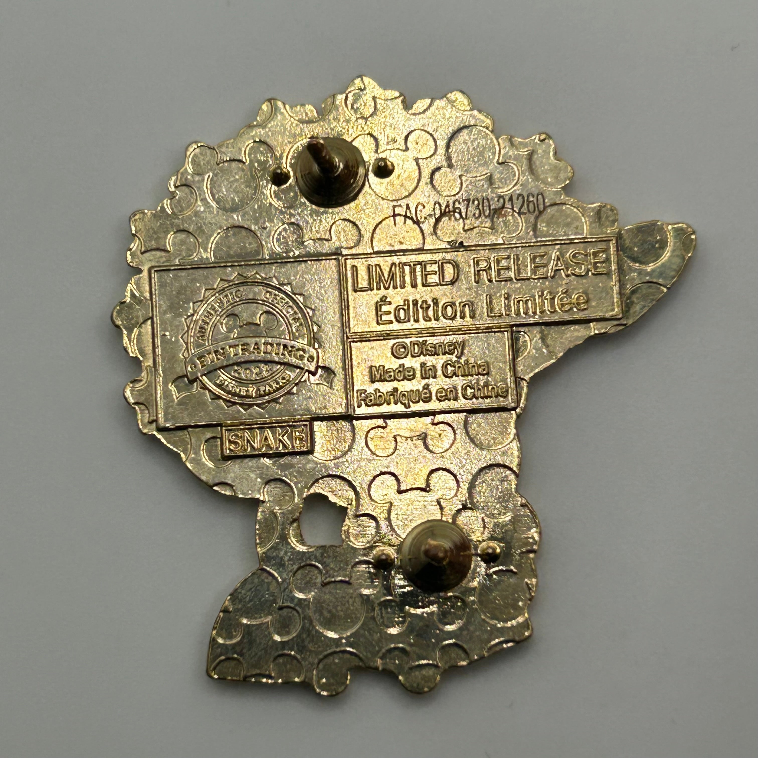 2022 - LR - Mickey Mouse - China - Disney Pin