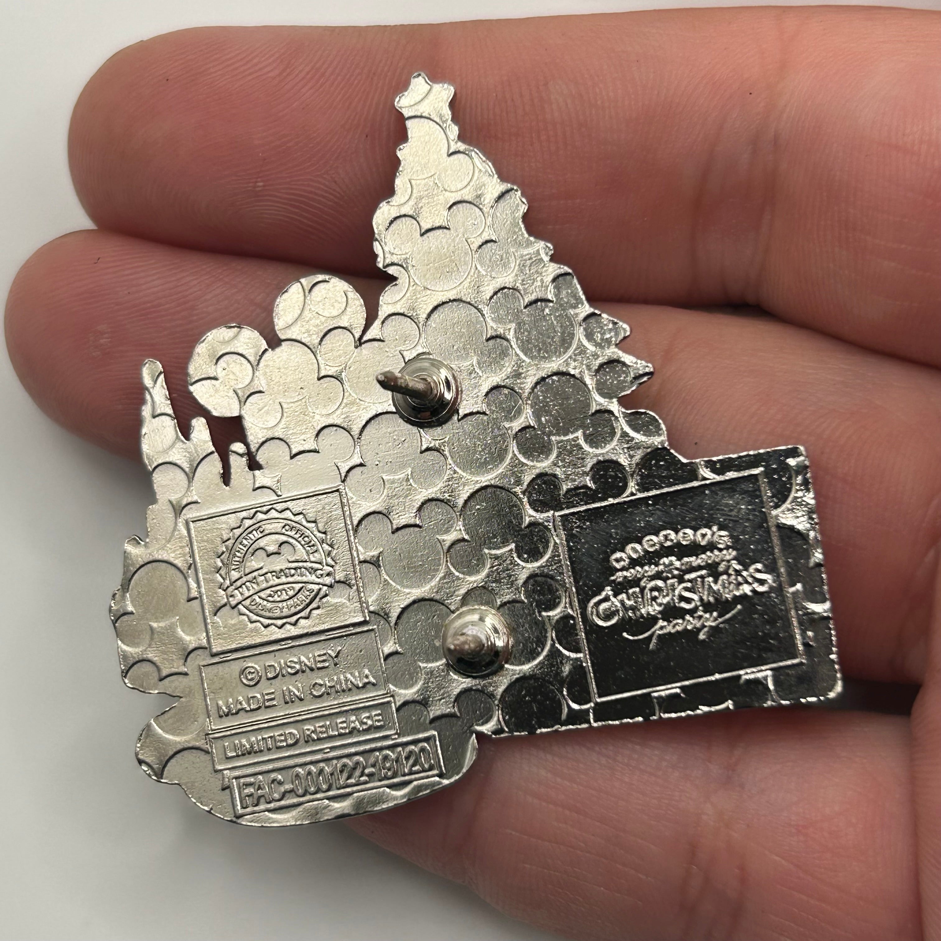 2019 -  LR - Mickey - Very Merry Christmas Party - Disney Pin