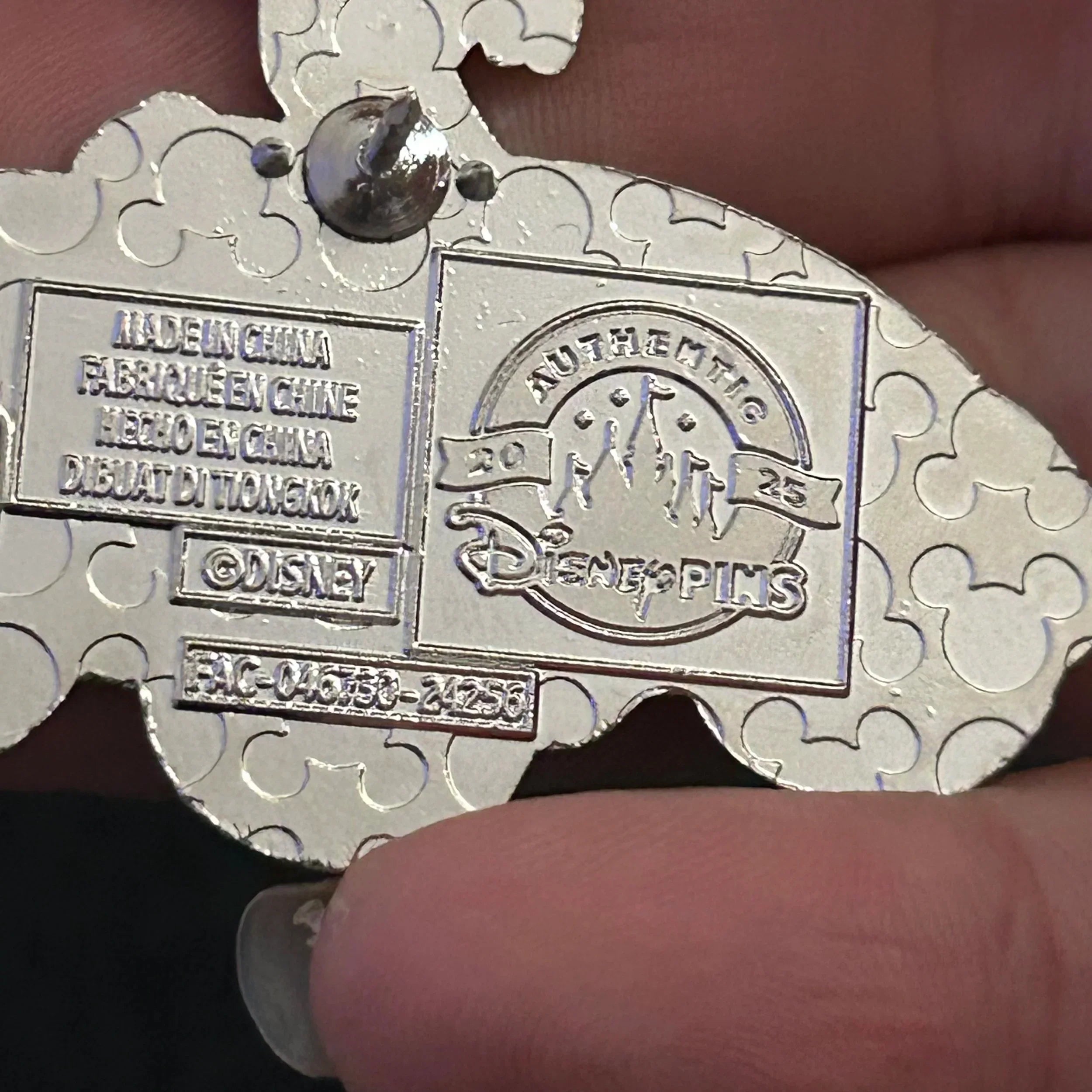 2025 - Donald Duck Driving Car - Mystery Series - Disney Pin