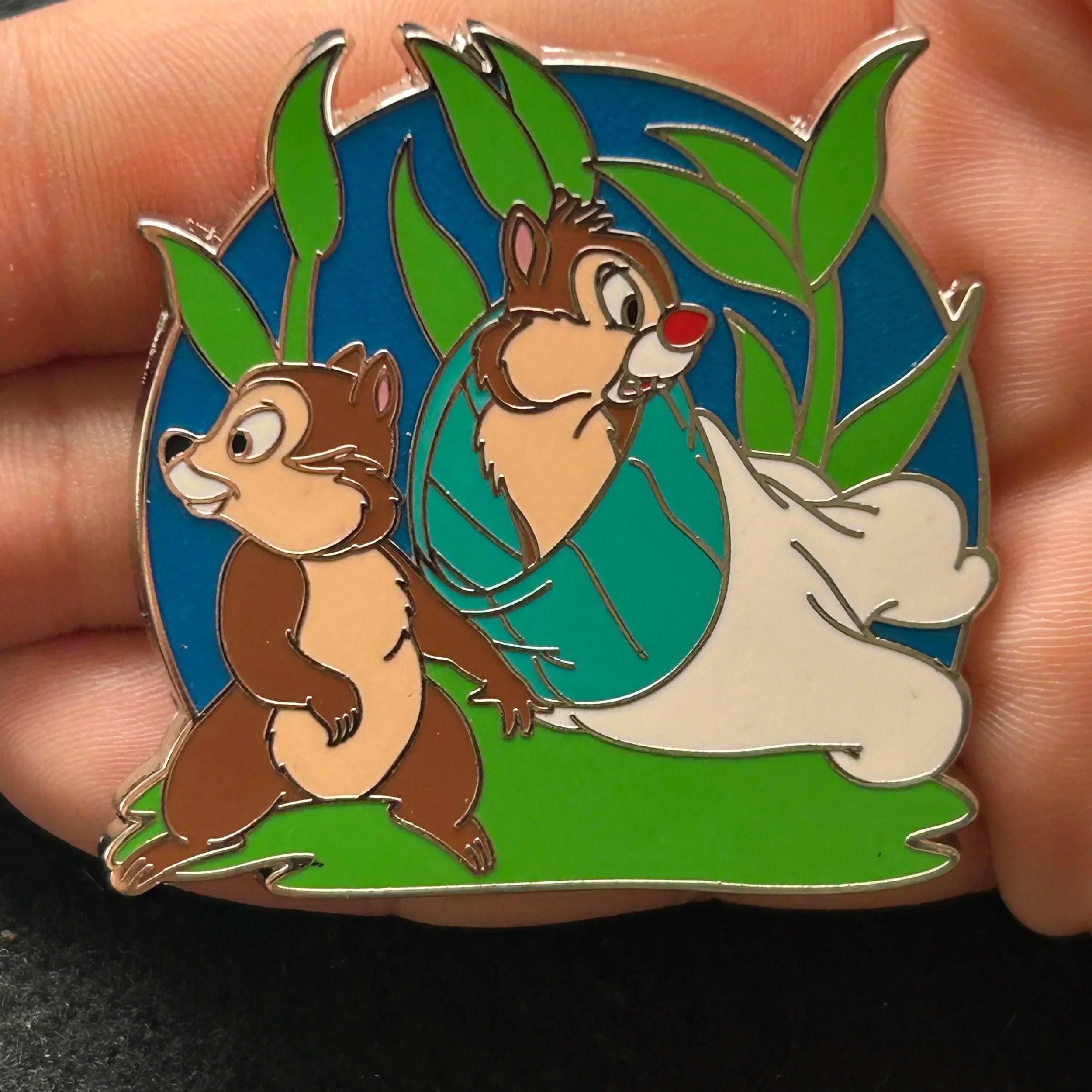 2025 - Chip and Dale - In Glove - In Grass - Disney Pin