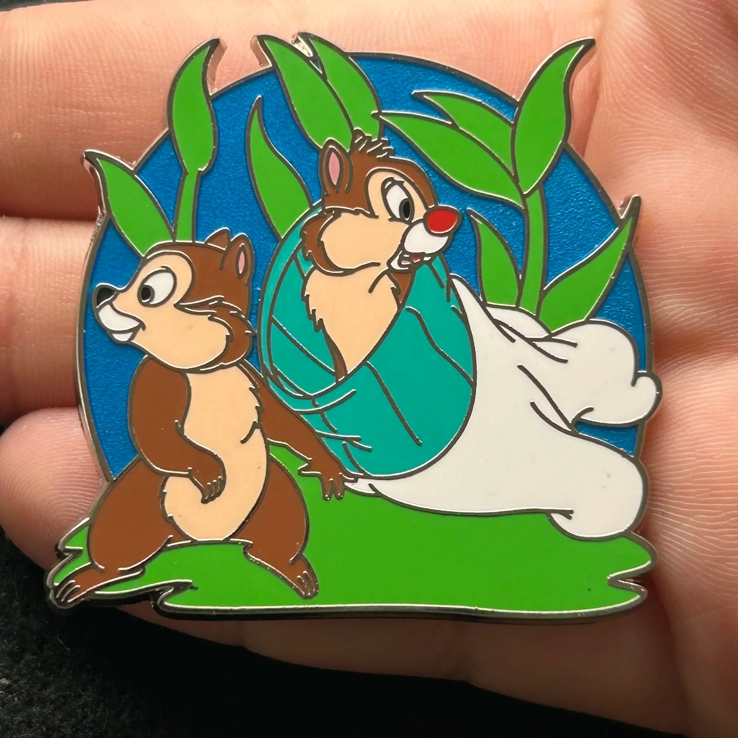 2025 - Chip and Dale - In Glove - In Grass - Disney Pin