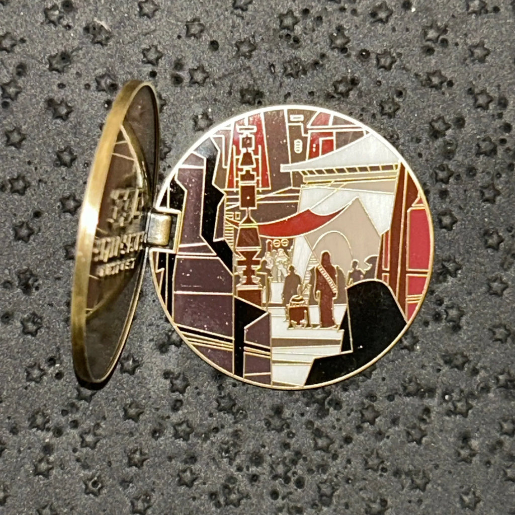 2019 - Ogas Cantina - Black Spire Outpost - Galaxys Edge - Star Wars - Hinge - Disney Pin