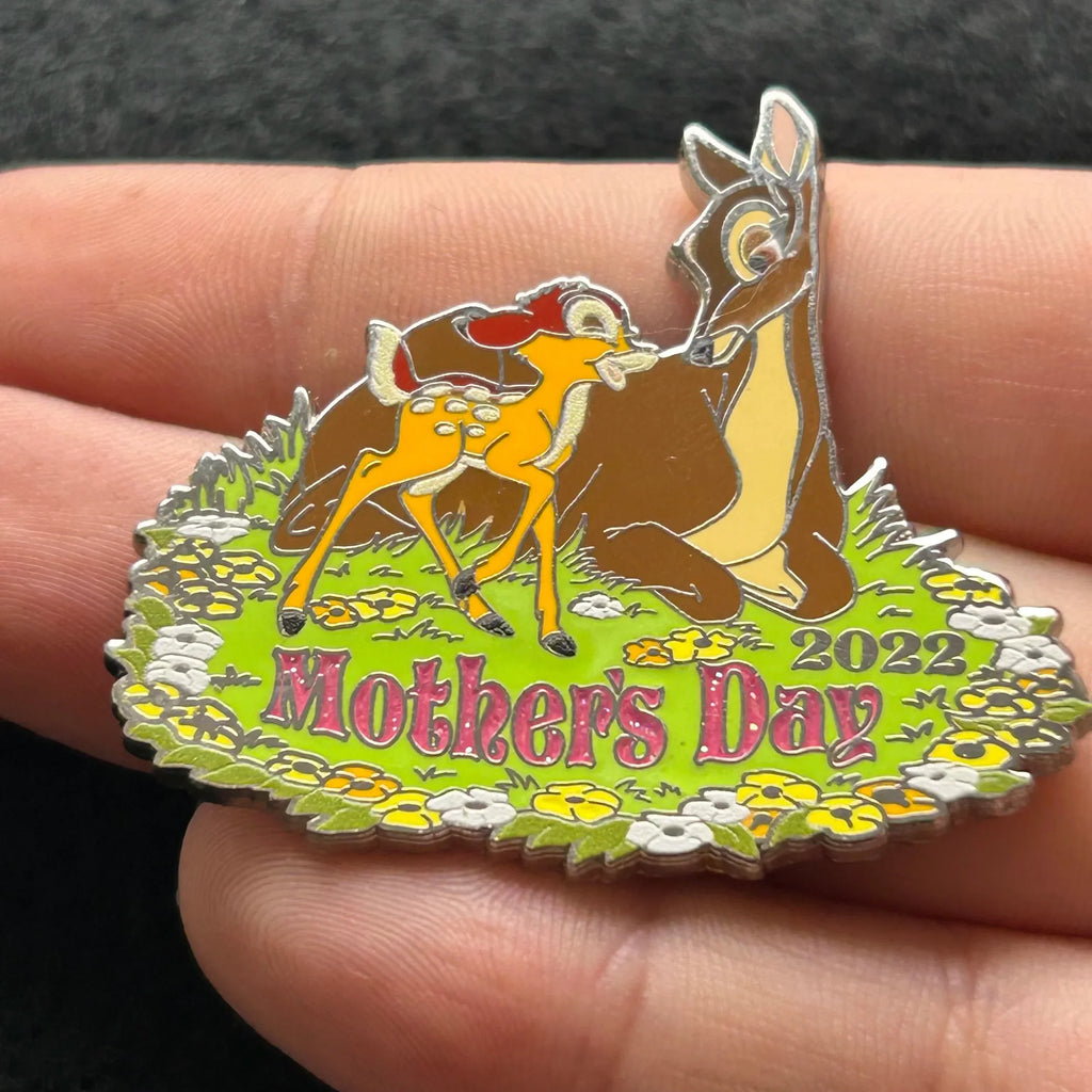 2022 - Bambi and His Mom - Mothers Day -  LR - Disney Pin
