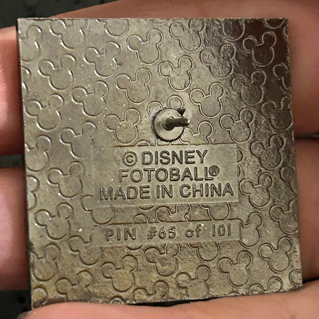 2001 - Mickey Mouse - How To Fly - First Comic Strip 1930 - Millennium - Disney Pin