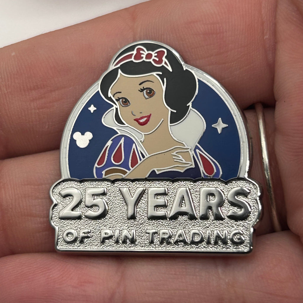 2025 - Snow White - 25 Years - Hidden Disney - Disney Pin