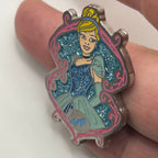 2018 - Cinderella - Glitter Crest - Disney Pin