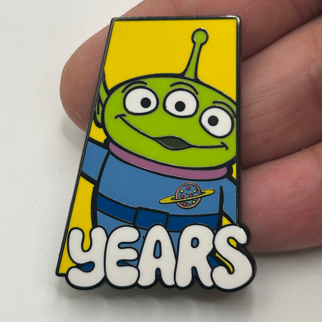 Loungefly -  LGM - Years - Toy Story - Disney Pin
